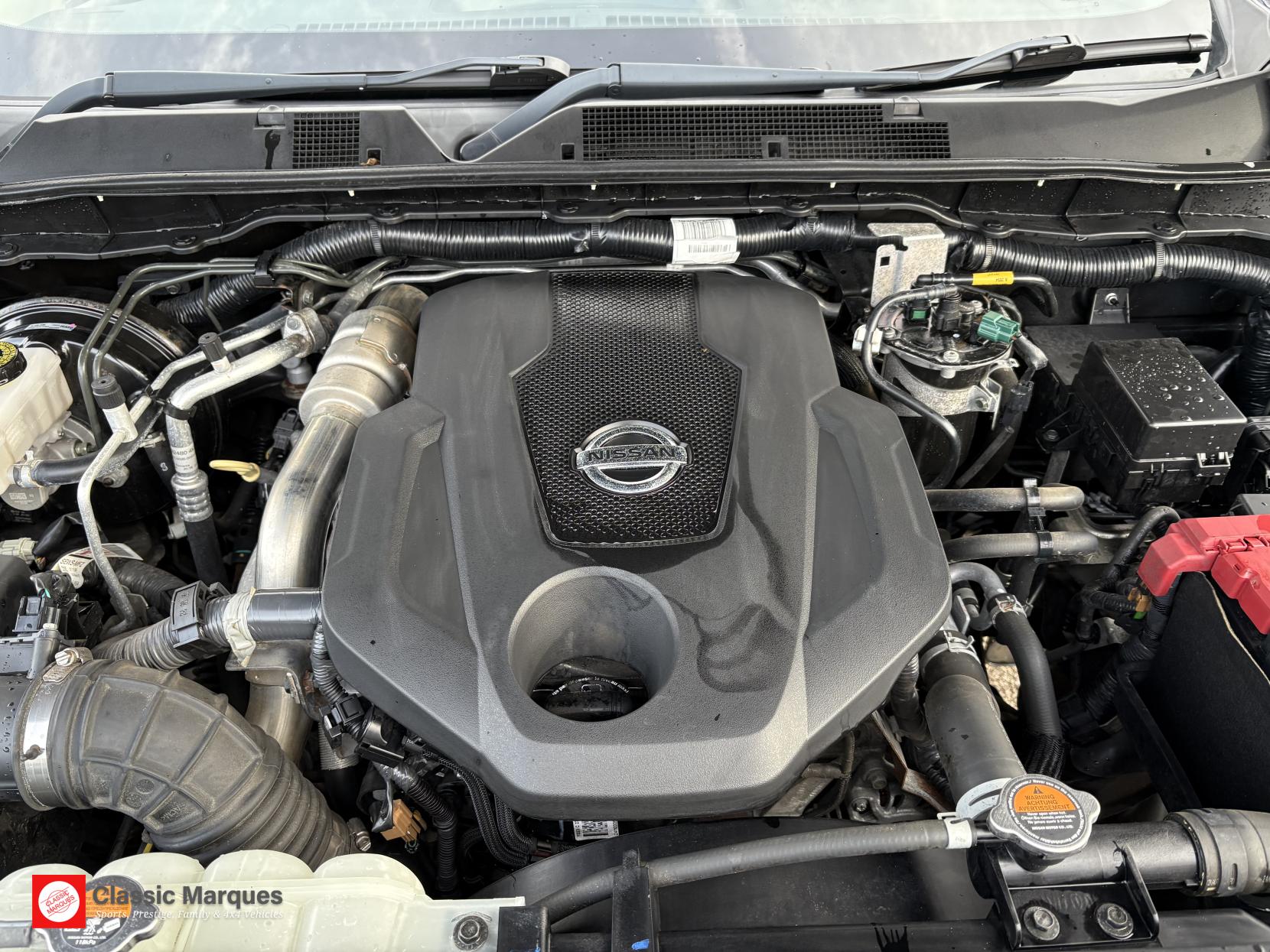 Nissan Navara 2.3 dCi Tekna Pickup Double Cab 4dr Diesel Manual 4WD Euro 6 (s/s) (190 ps)