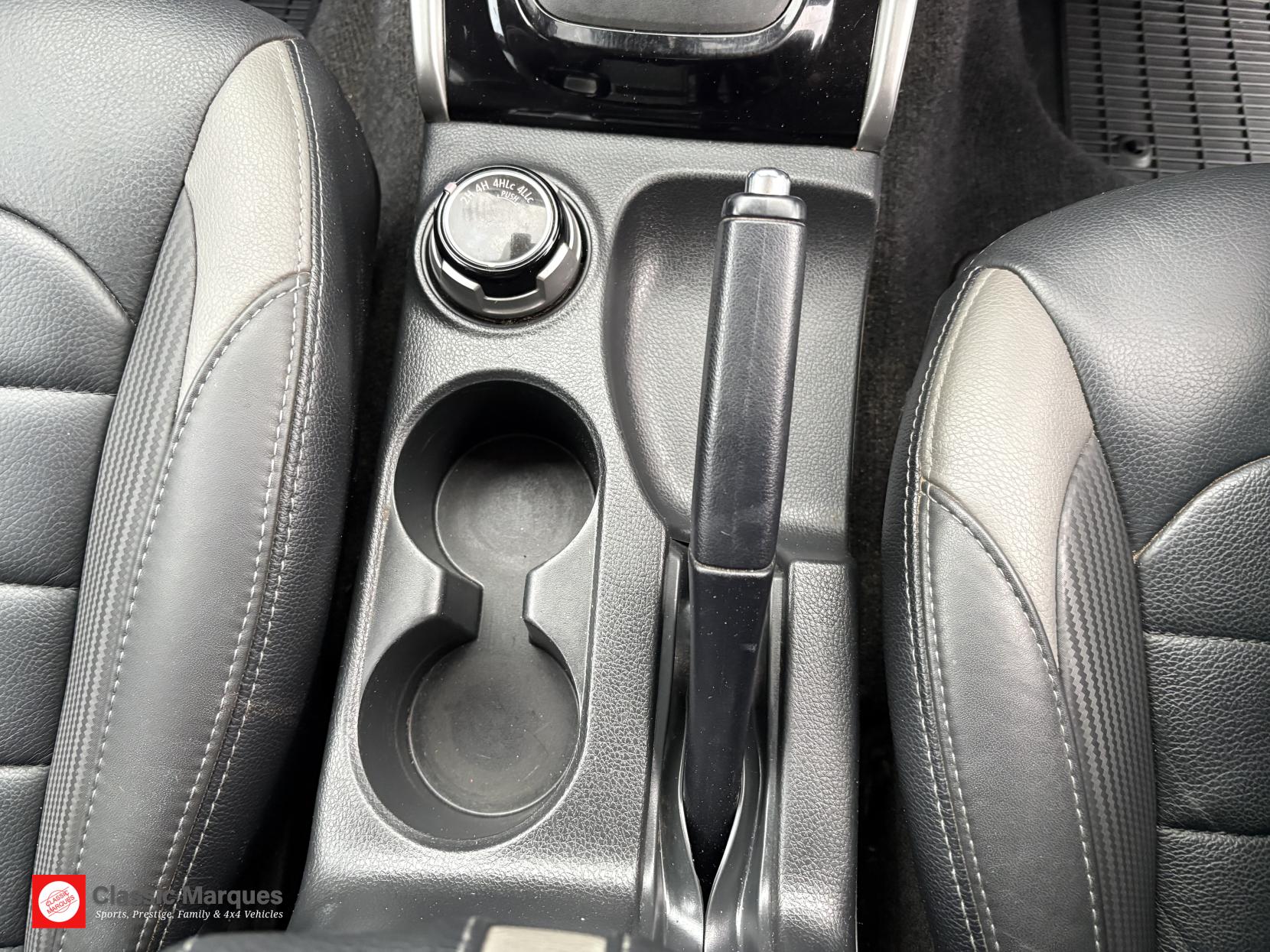 Mitsubishi L200 2.4 DI-D DC Barbarian Pickup Double Cab 4dr Diesel Auto 4WD Euro 6 (178 ps)