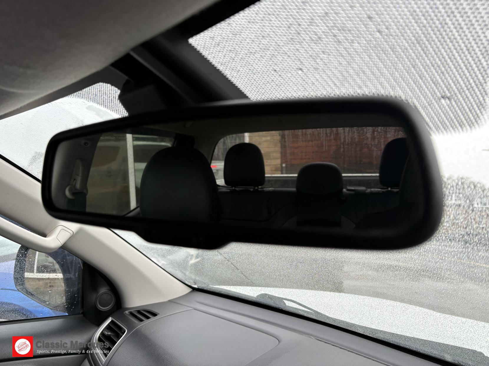 Mitsubishi L200 2.4 DI-D DC Barbarian Pickup Double Cab 4dr Diesel Auto 4WD Euro 6 (178 ps)