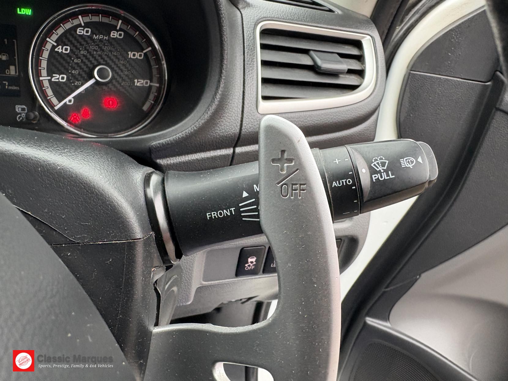 Mitsubishi L200 2.4 DI-D DC Barbarian Pickup Double Cab 4dr Diesel Auto 4WD Euro 6 (178 ps)