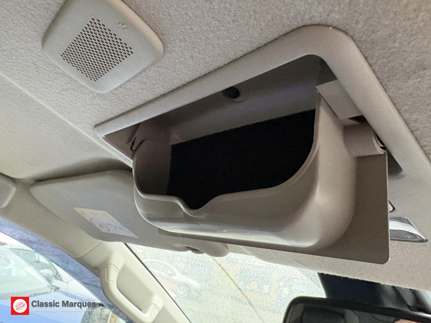 Mitsubishi L200 2.4 DI-D DC Barbarian Pickup Double Cab 4dr Diesel Auto 4WD Euro 6 (178 ps)