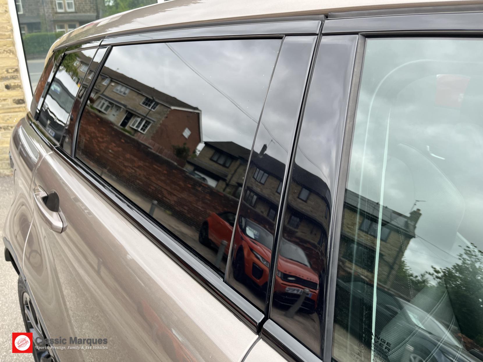 Land Rover Range Rover Evoque 2.0 TD4 HSE Dynamic SUV 5dr Diesel Auto 4WD Euro 6 (s/s) (180 ps)