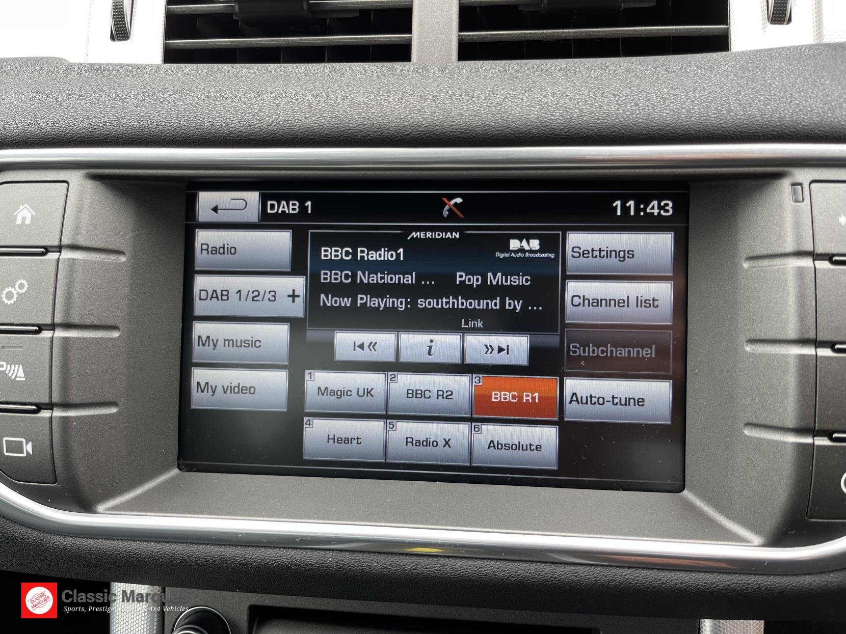 Land Rover Range Rover Evoque 2.0 TD4 HSE Dynamic SUV 5dr Diesel Auto 4WD Euro 6 (s/s) (180 ps)