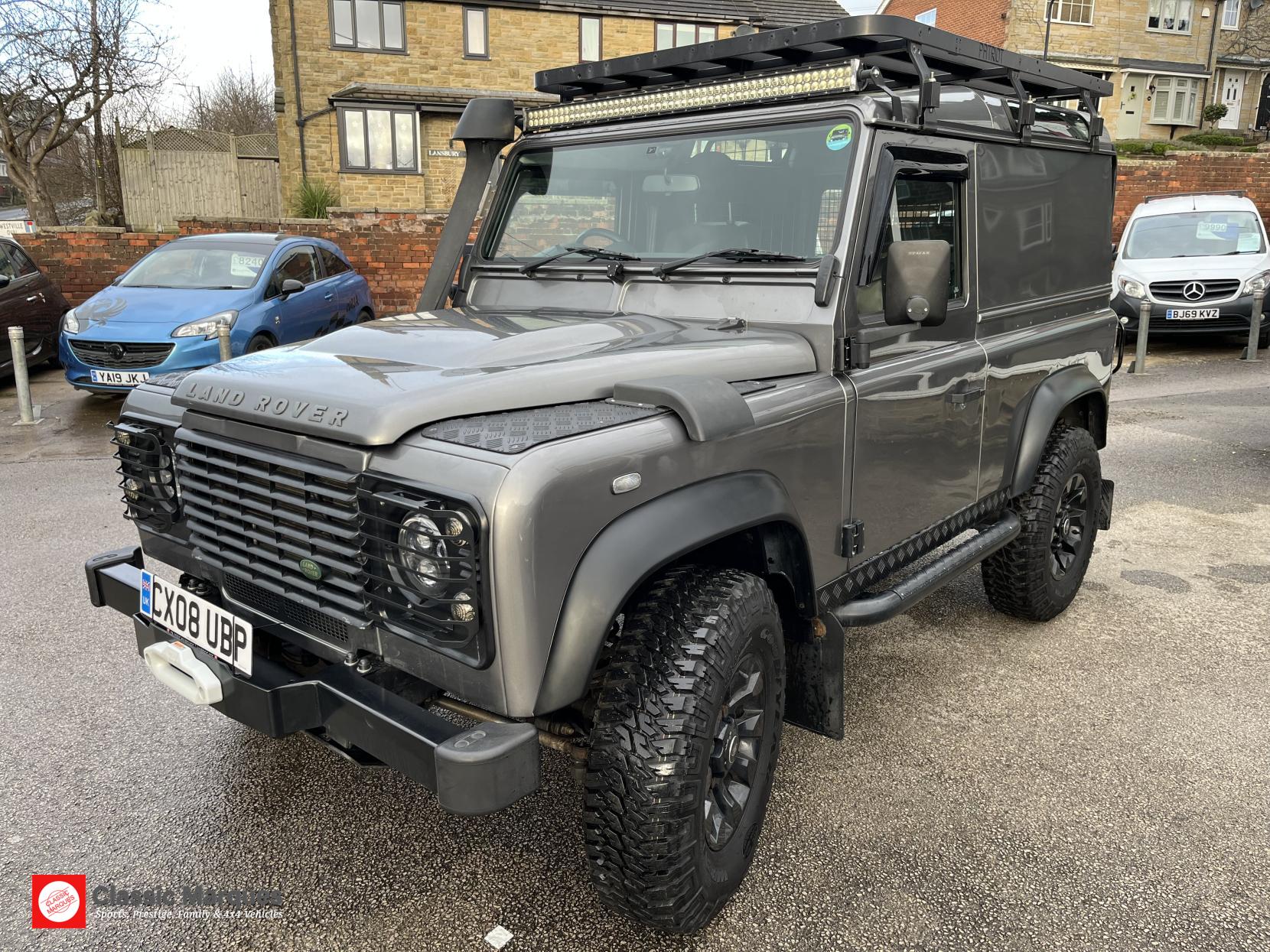 Land Rover Defender 90 2.4 TDCi County Hard Top SUV 3dr Diesel Manual 4WD SWB Euro 4 (122 bhp)
