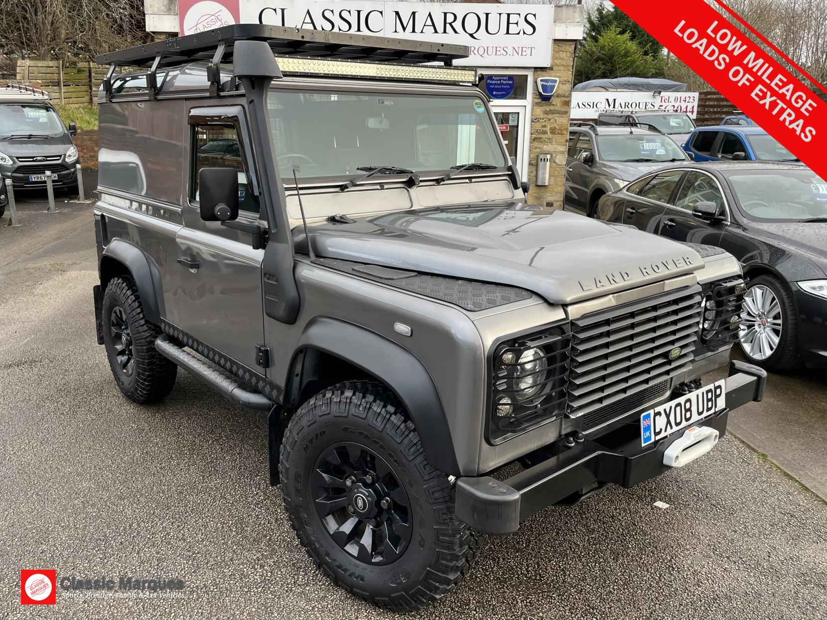 Land Rover Defender 90 2.4 TDCi County Hard Top SUV 3dr Diesel Manual 4WD SWB Euro 4 (122 bhp)