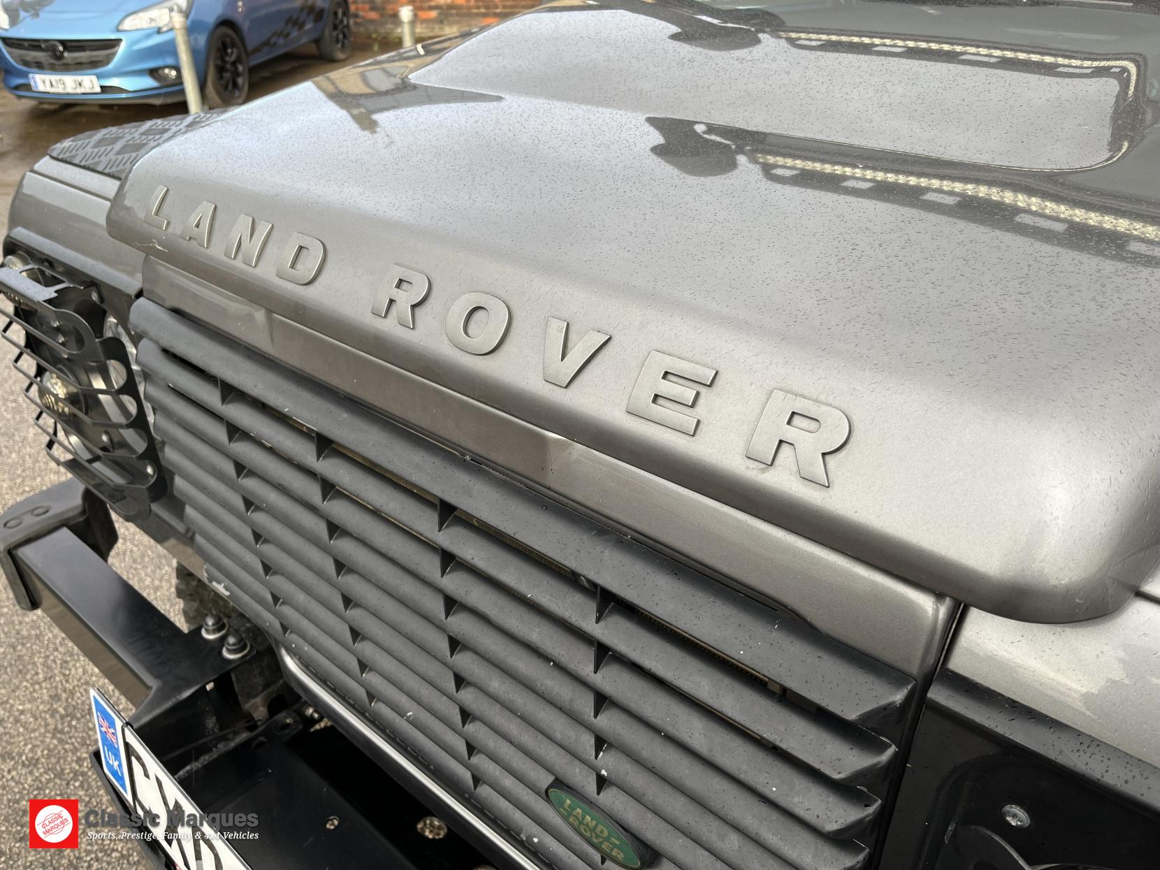 Land Rover Defender 90 2.4 TDCi County Hard Top SUV 3dr Diesel Manual 4WD SWB Euro 4 (122 bhp)