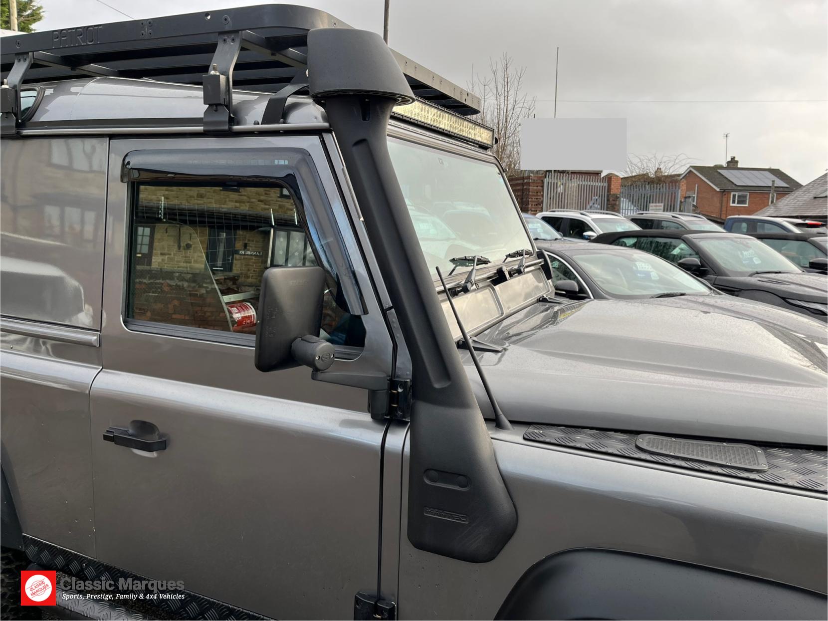 Land Rover Defender 90 2.4 TDCi County Hard Top SUV 3dr Diesel Manual 4WD SWB Euro 4 (122 bhp)