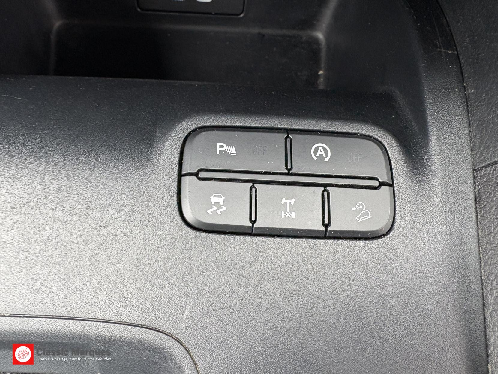 Ford Ranger 2.0 EcoBlue Wildtrak Pickup Double Cab 4dr Diesel Auto 4WD Euro 6 (s/s) (213 ps)