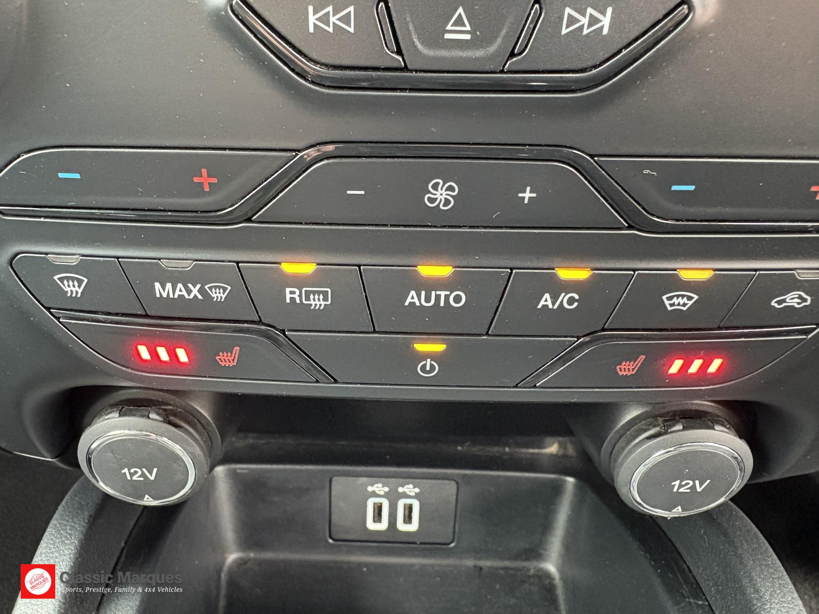 Ford Ranger 2.0 EcoBlue Wildtrak Pickup Double Cab 4dr Diesel Auto 4WD Euro 6 (s/s) (213 ps)