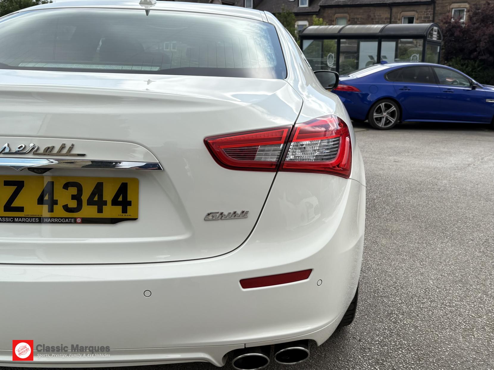 Maserati Ghibli 3.0 V6 S Saloon 4dr Petrol ZF Euro 5 (410 ps)