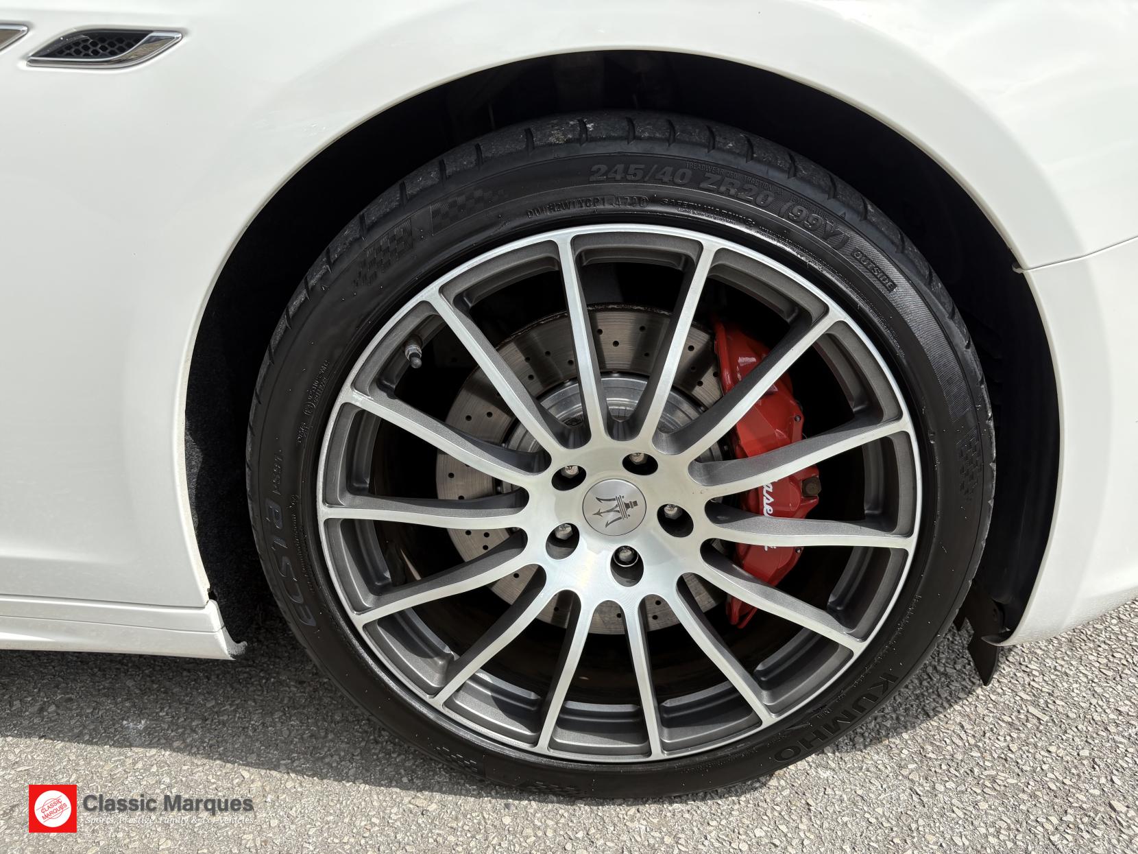 Maserati Ghibli 3.0 V6 S Saloon 4dr Petrol ZF Euro 5 (410 ps)