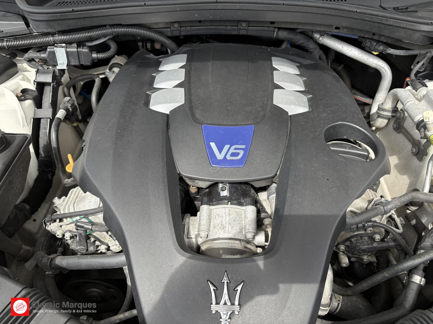 Maserati Ghibli 3.0 V6 S Saloon 4dr Petrol ZF Euro 5 (410 ps)