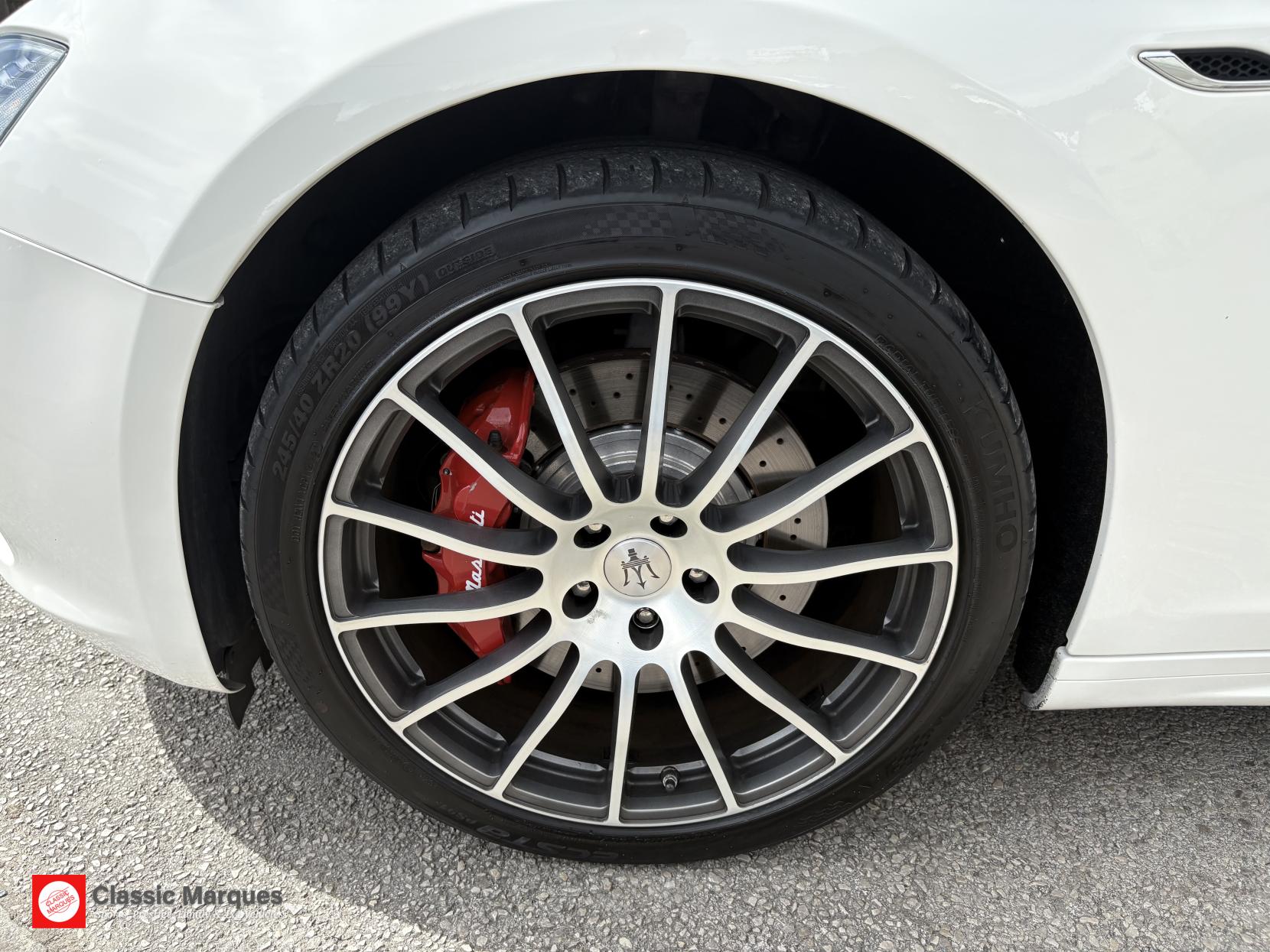 Maserati Ghibli 3.0 V6 S Saloon 4dr Petrol ZF Euro 5 (410 ps)