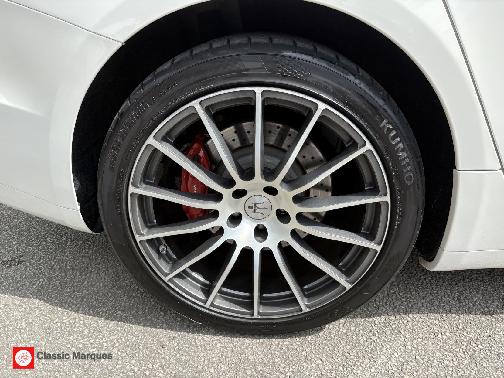 Maserati Ghibli 3.0 V6 S Saloon 4dr Petrol ZF Euro 5 (410 ps)