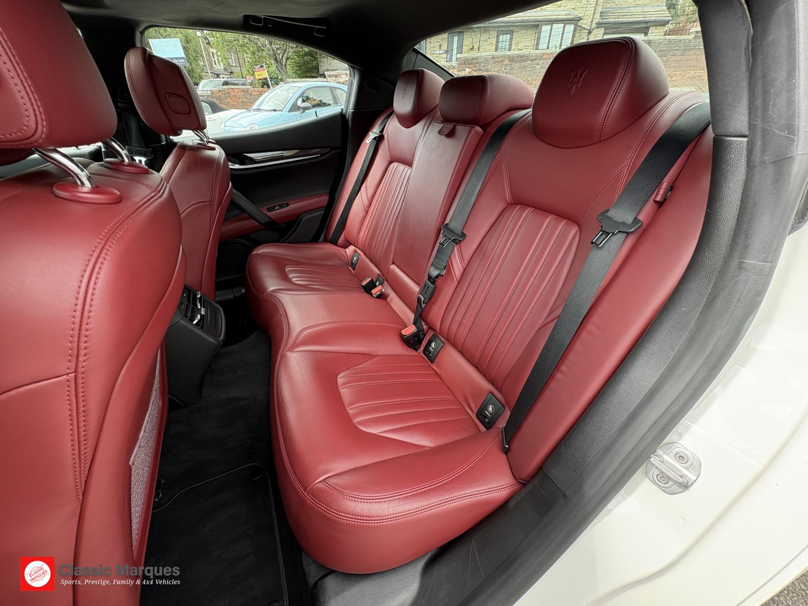 Maserati Ghibli 3.0 V6 S Saloon 4dr Petrol ZF Euro 5 (410 ps)
