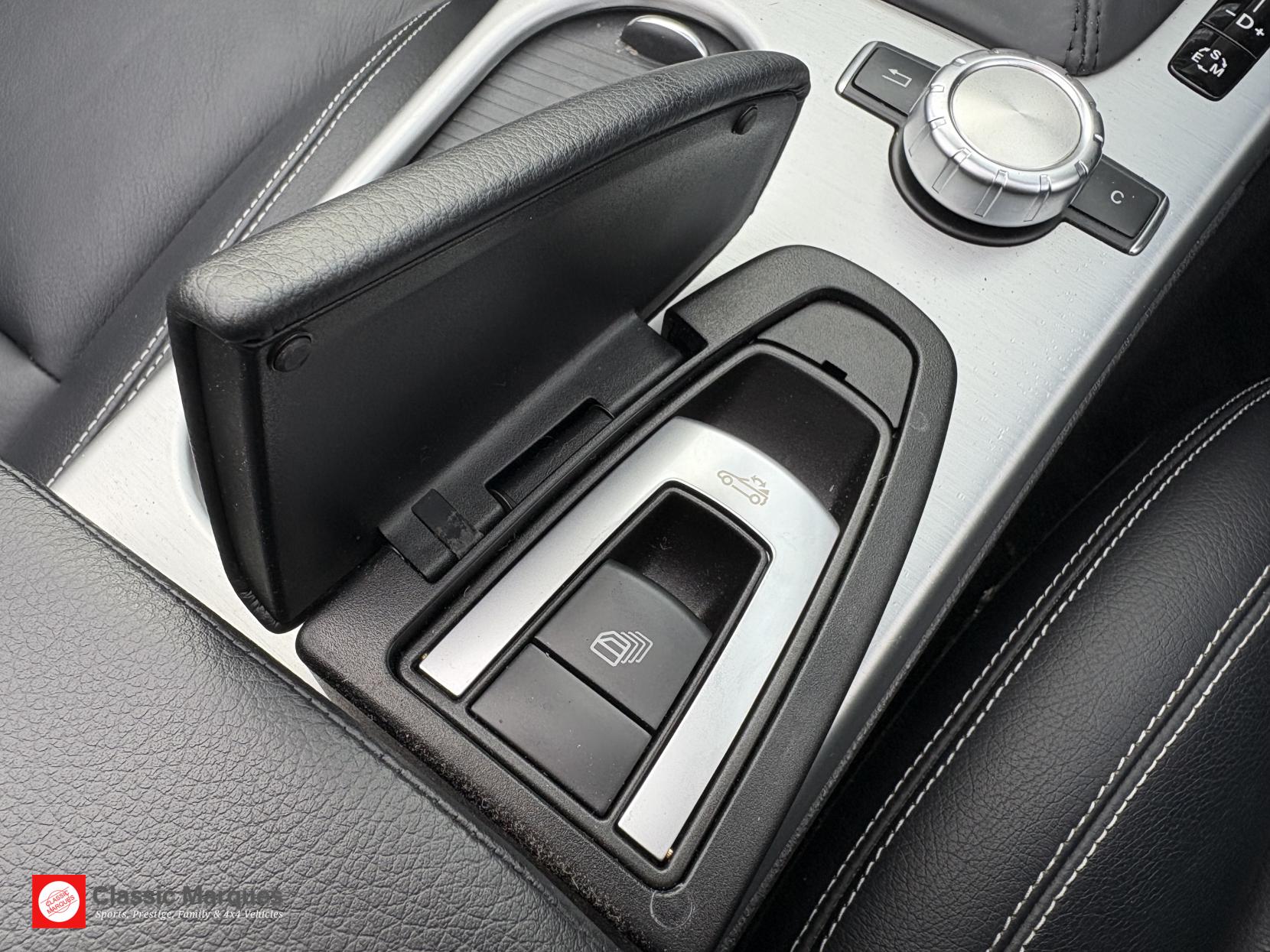 Mercedes-Benz SLK 1.8 SLK200 AMG Sport Convertible 2dr Petrol G-Tronic+ Euro 5 (s/s) (184 ps)