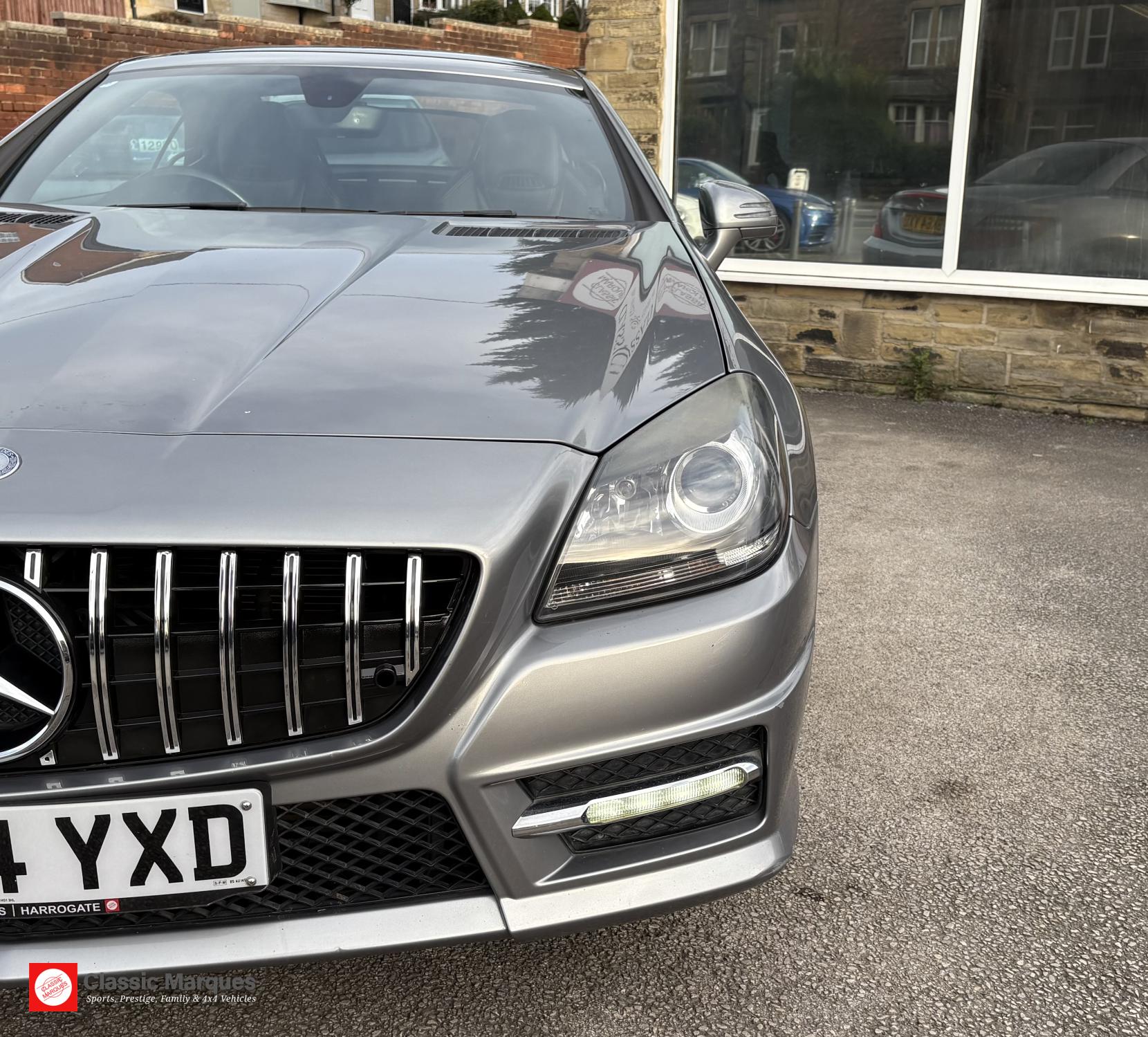 Mercedes-Benz SLK 1.8 SLK200 AMG Sport Convertible 2dr Petrol G-Tronic+ Euro 5 (s/s) (184 ps)