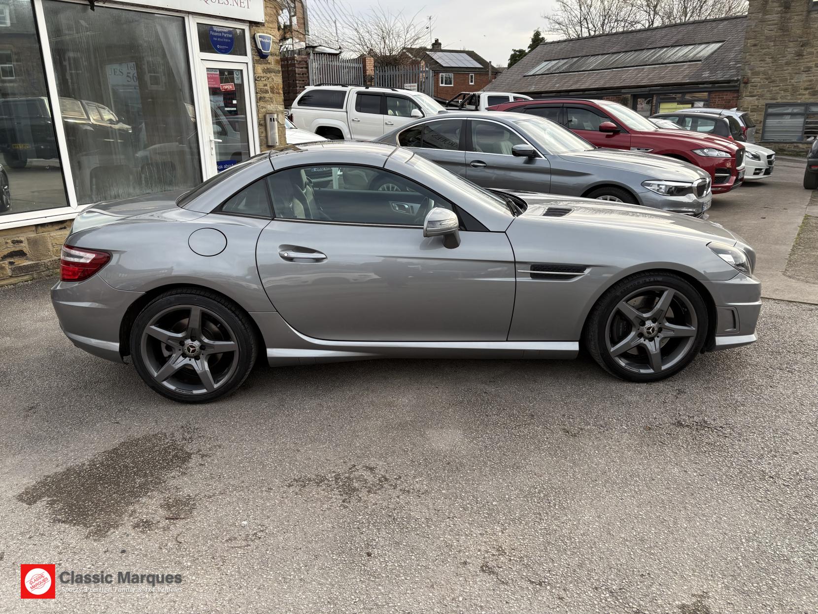 Mercedes-Benz SLK 1.8 SLK200 AMG Sport Convertible 2dr Petrol G-Tronic+ Euro 5 (s/s) (184 ps)