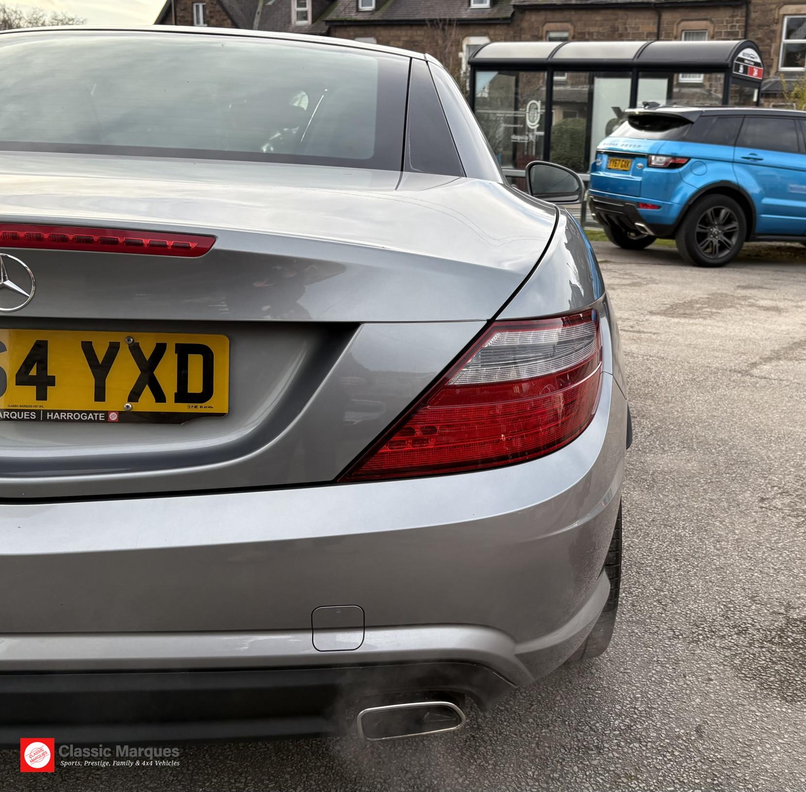 Mercedes-Benz SLK 1.8 SLK200 AMG Sport Convertible 2dr Petrol G-Tronic+ Euro 5 (s/s) (184 ps)