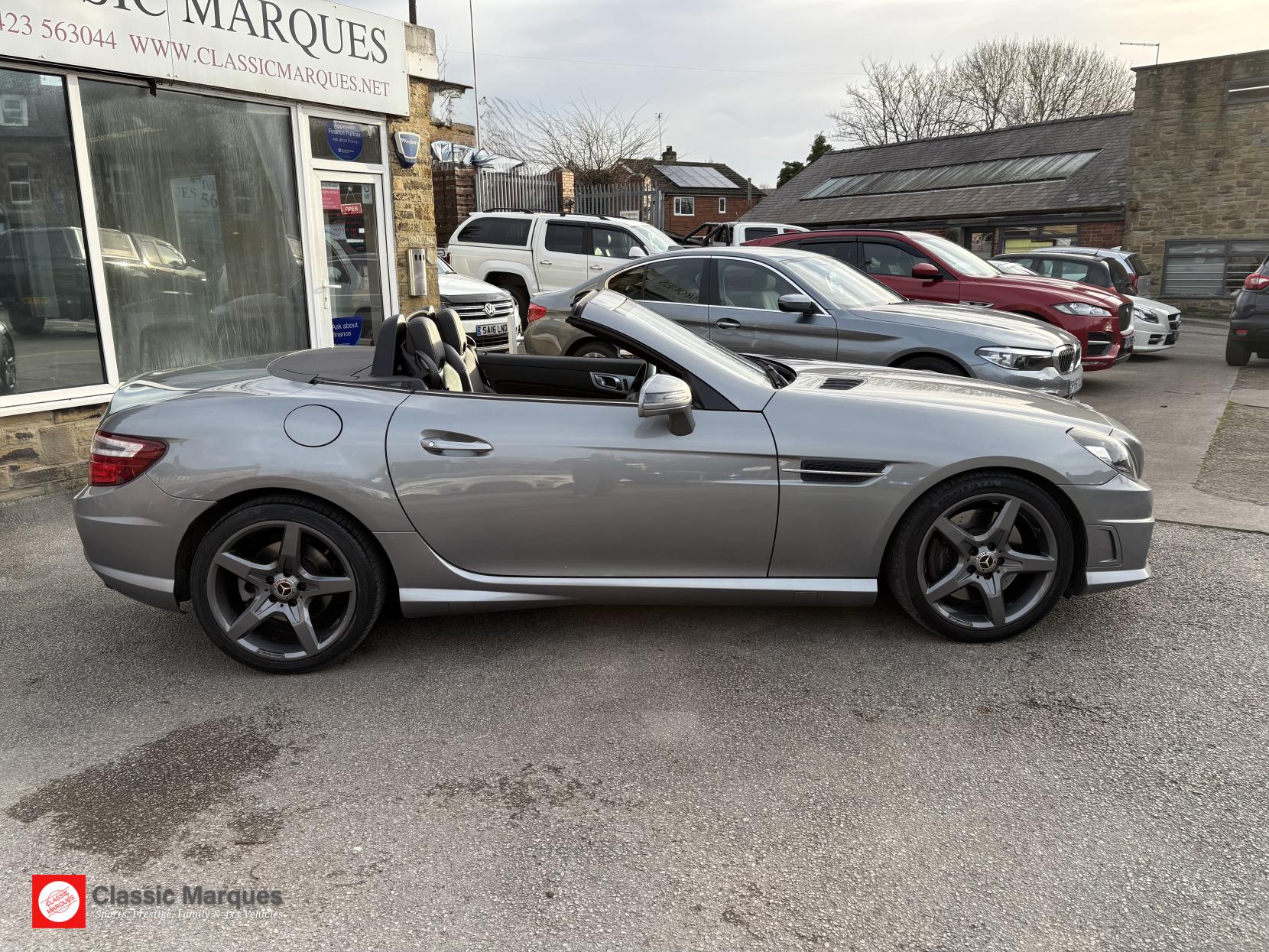 Mercedes-Benz SLK 1.8 SLK200 AMG Sport Convertible 2dr Petrol G-Tronic+ Euro 5 (s/s) (184 ps)