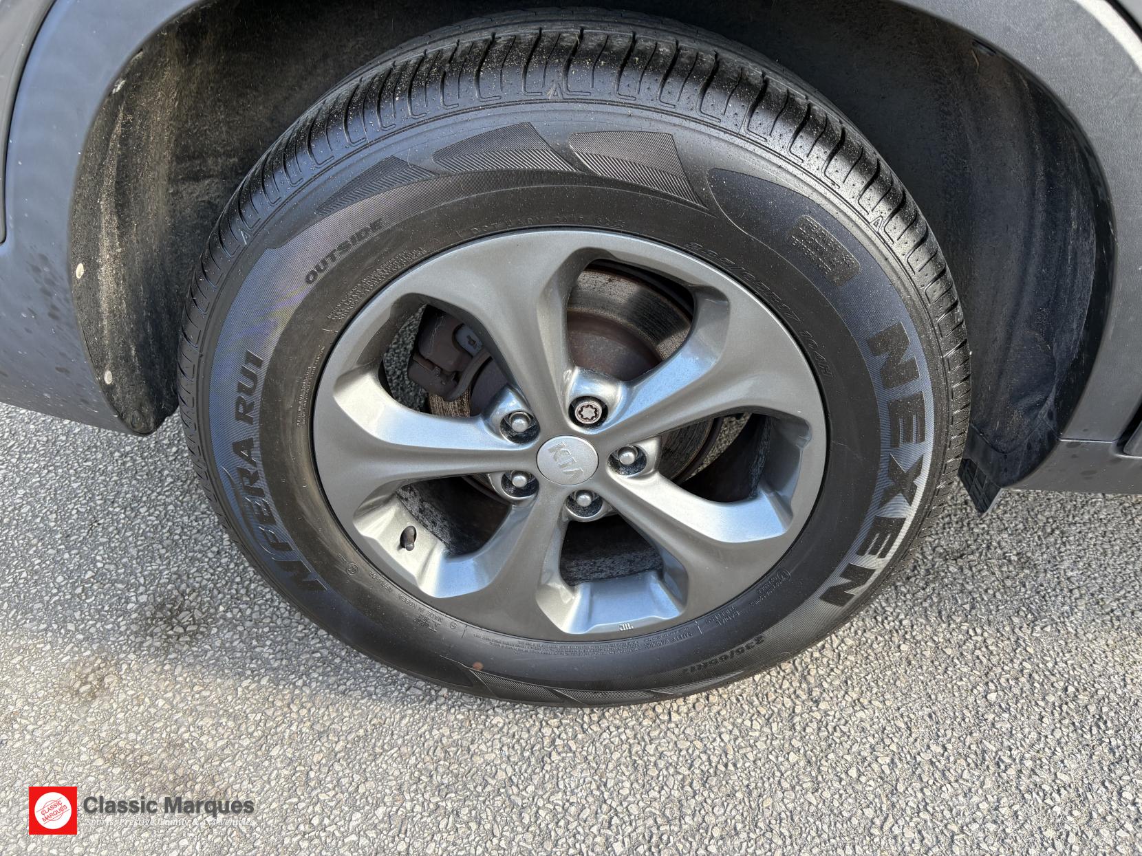 Kia Sorento 2.2 CRDi KX-2 SUV 5dr Diesel Manual AWD Euro 5 (194 bhp)