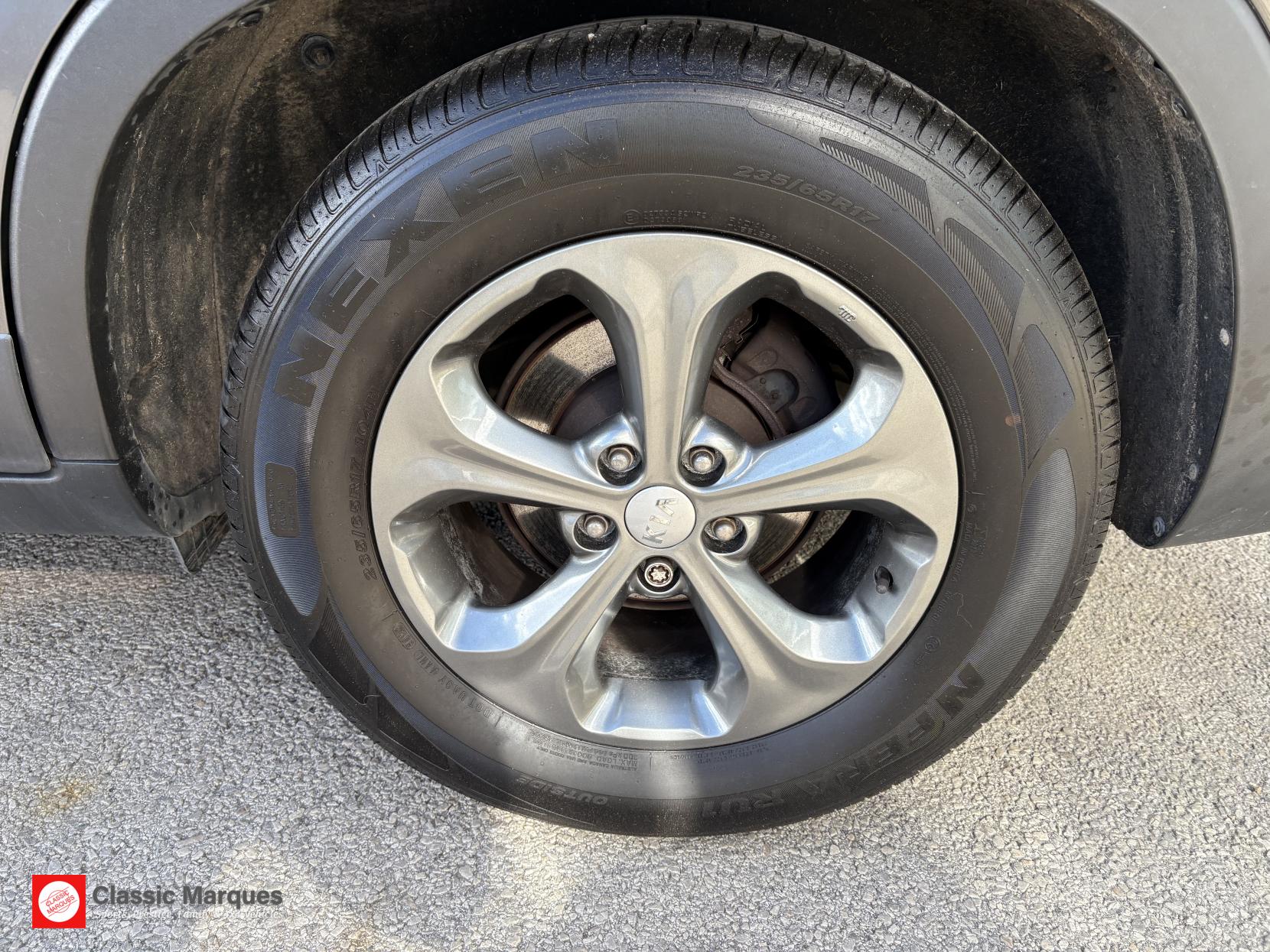 Kia Sorento 2.2 CRDi KX-2 SUV 5dr Diesel Manual AWD Euro 5 (194 bhp)