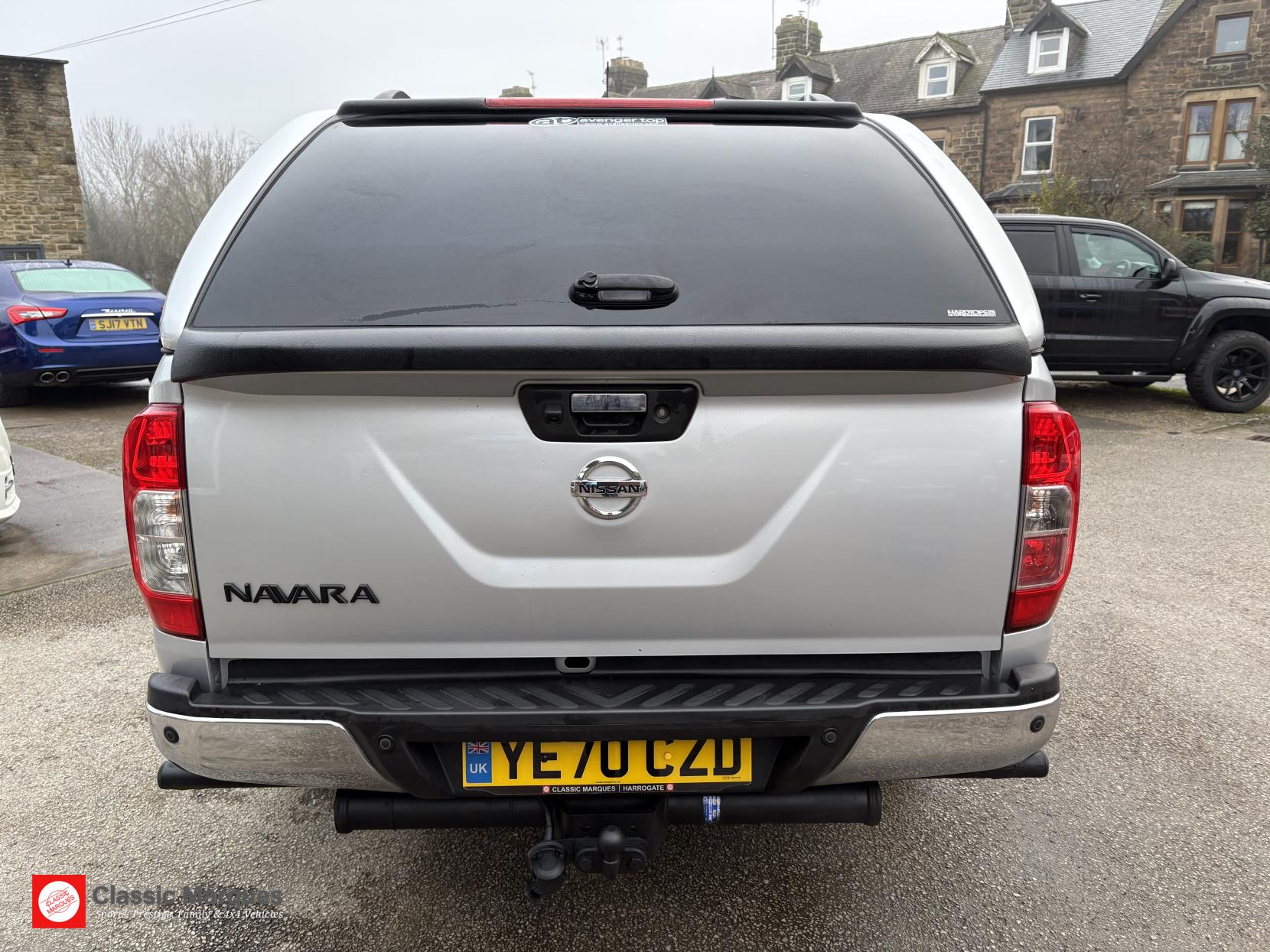 Nissan Navara 2.3 dCi Tekna Pickup Double Cab 4dr Diesel Auto 4WD Euro 6 (190 ps)