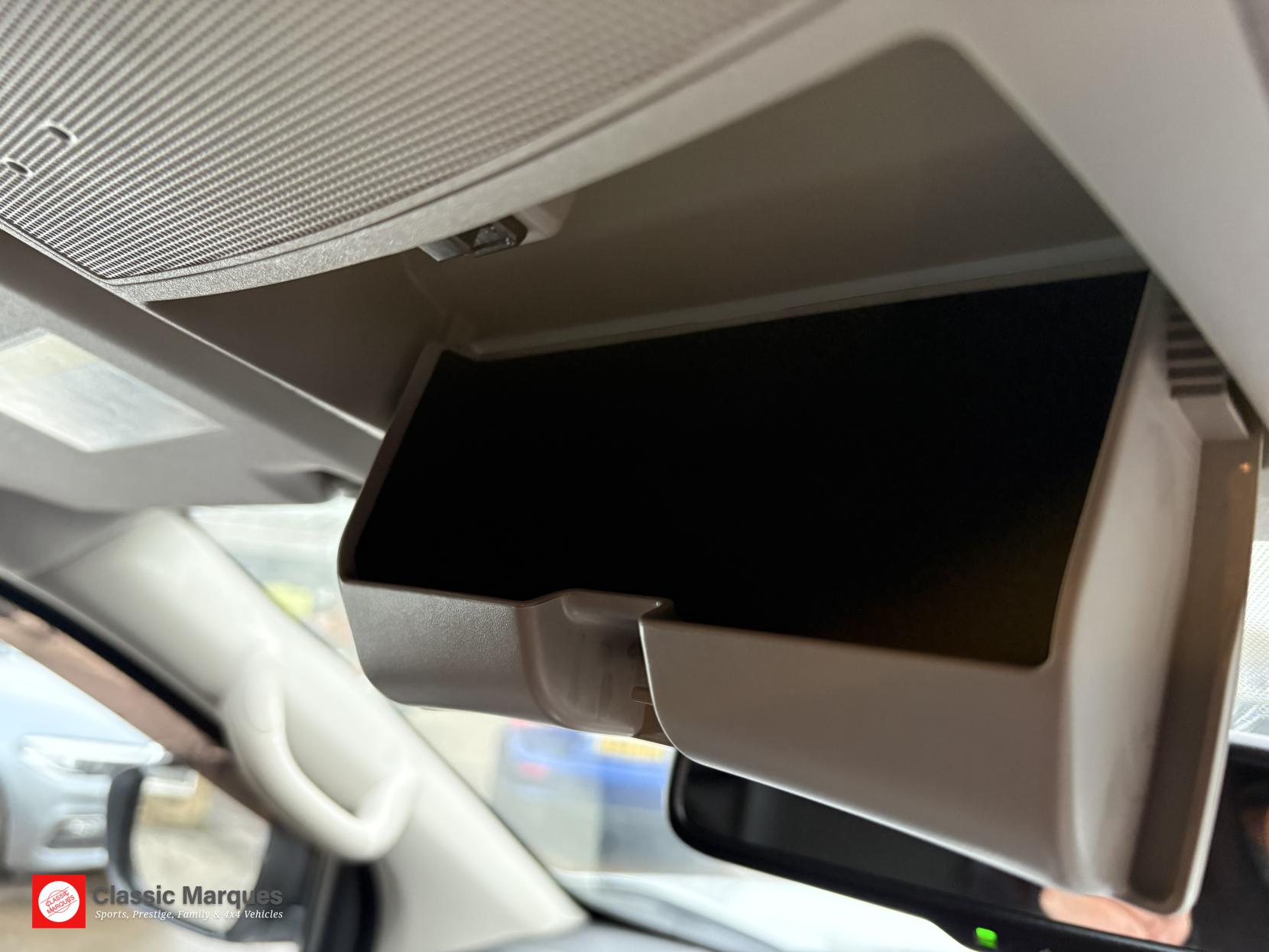 Nissan Navara 2.3 dCi Tekna Pickup Double Cab 4dr Diesel Auto 4WD Euro 6 (190 ps)