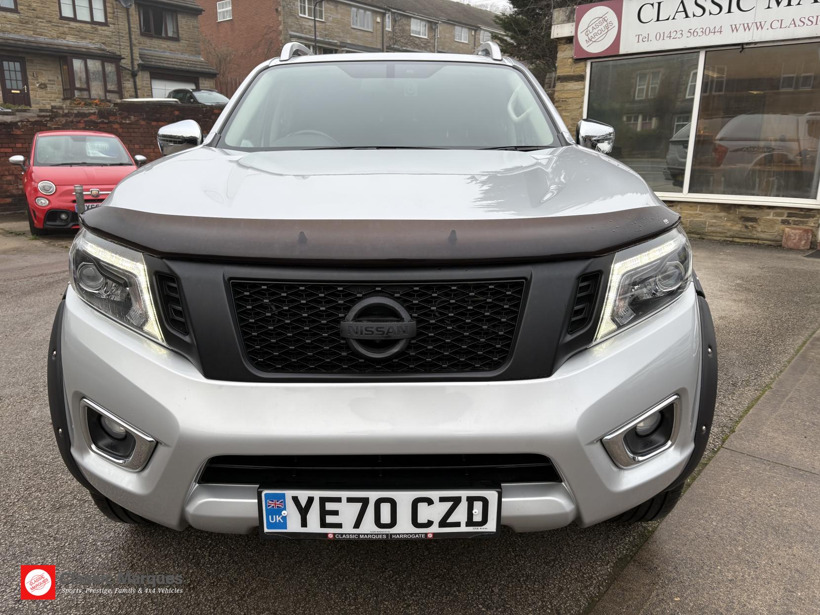 Nissan Navara 2.3 dCi Tekna Pickup Double Cab 4dr Diesel Auto 4WD Euro 6 (190 ps)
