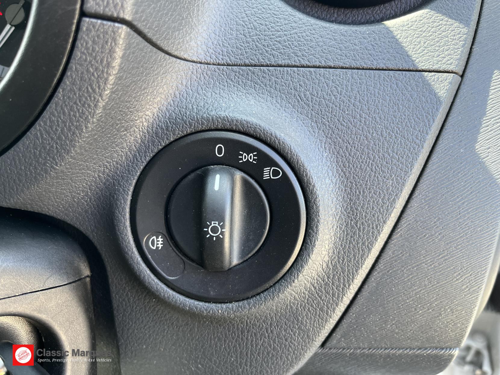 Mercedes-Benz Citan 1.5 111 CDI Combi Van Double Cab 6dr Diesel Manual L3 Euro 5 (5 Seat) (110 ps)