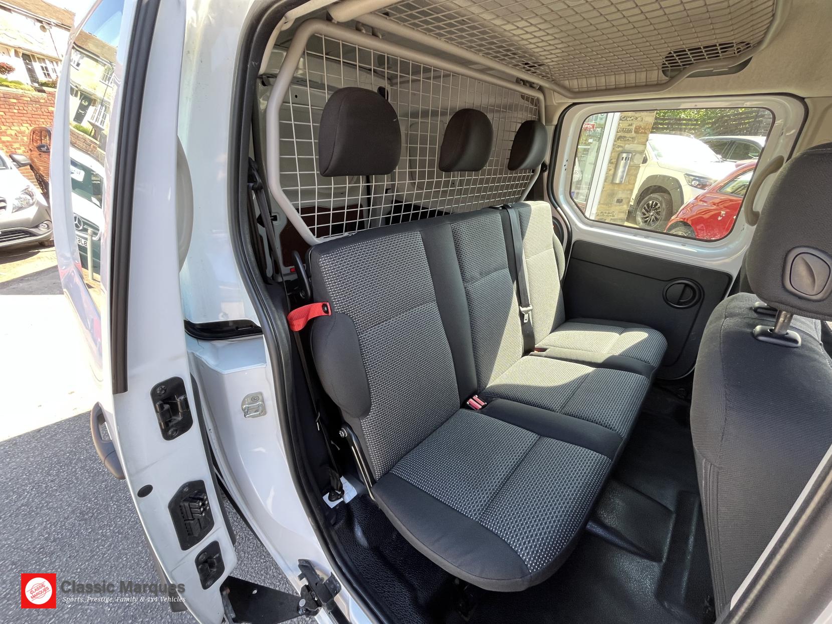 Mercedes-Benz Citan 1.5 111 CDI Combi Van Double Cab 6dr Diesel Manual L3 Euro 5 (5 Seat) (110 ps)
