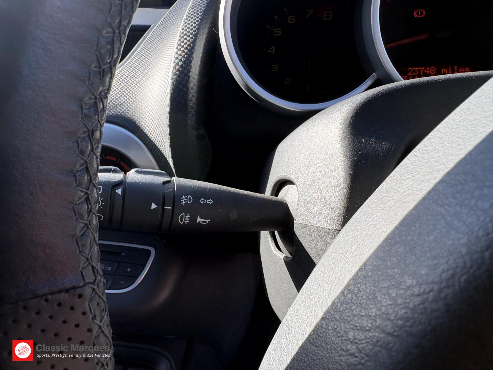 Renault Wind 1.2 TCe Dynamique Convertible 2dr Petrol Manual Euro 5 (100 ps)