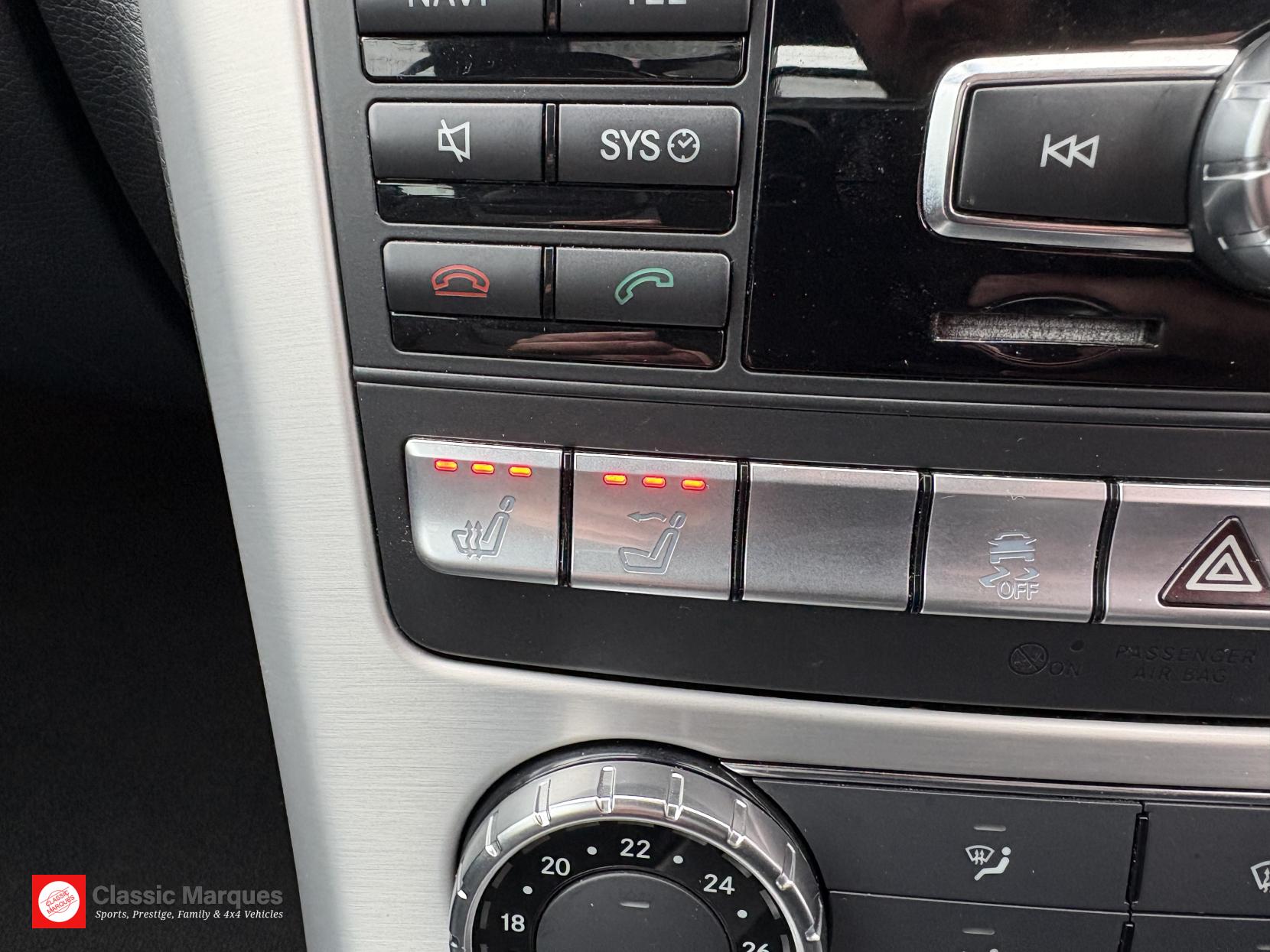 Mercedes-Benz SLK 3.5 SLK350 BlueEfficiency AMG Sport Convertible 2dr Petrol G-Tronic+ Euro 5 (s/s) (306 ps)