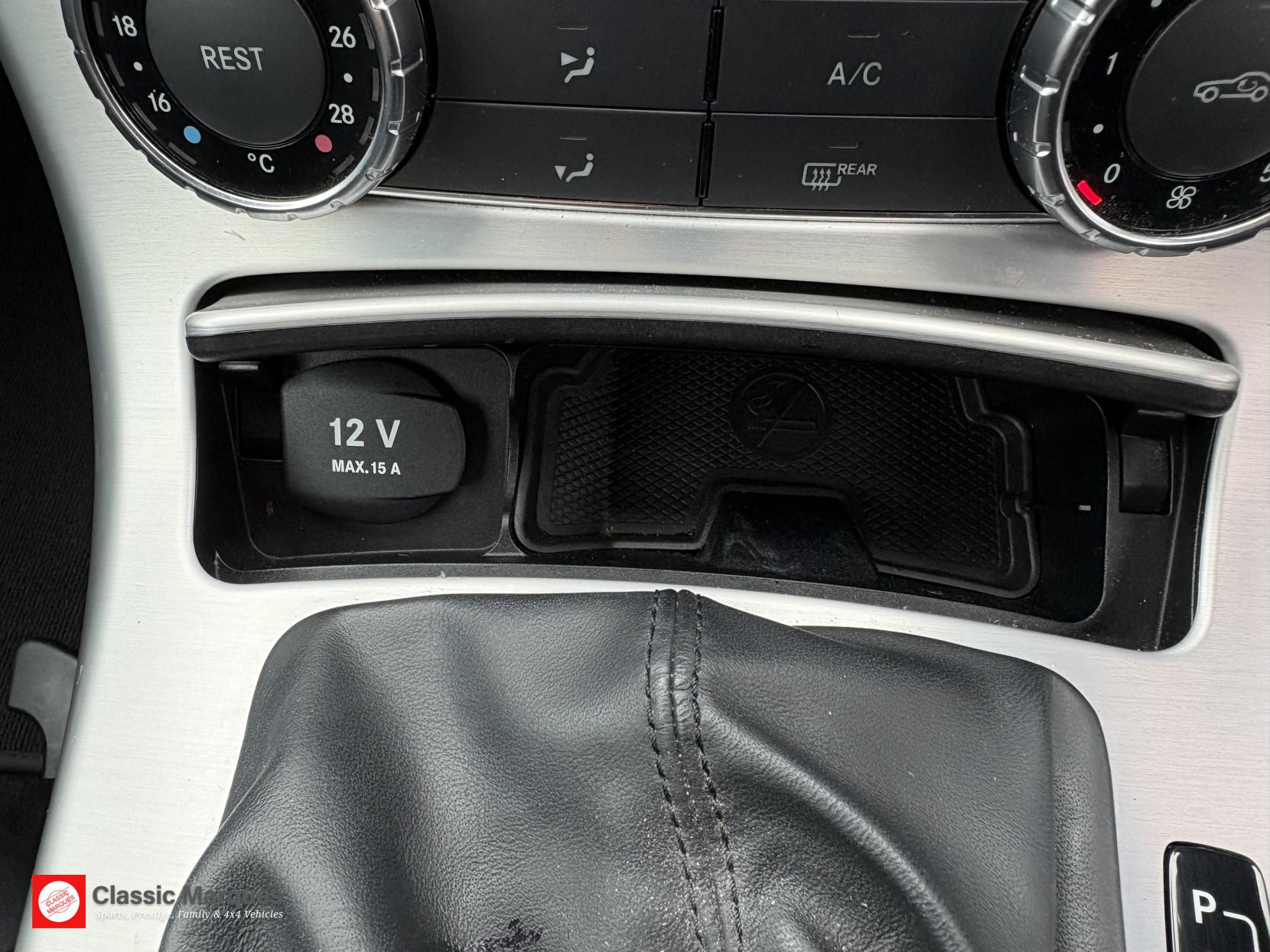 Mercedes-Benz SLK 3.5 SLK350 BlueEfficiency AMG Sport Convertible 2dr Petrol G-Tronic+ Euro 5 (s/s) (306 ps)