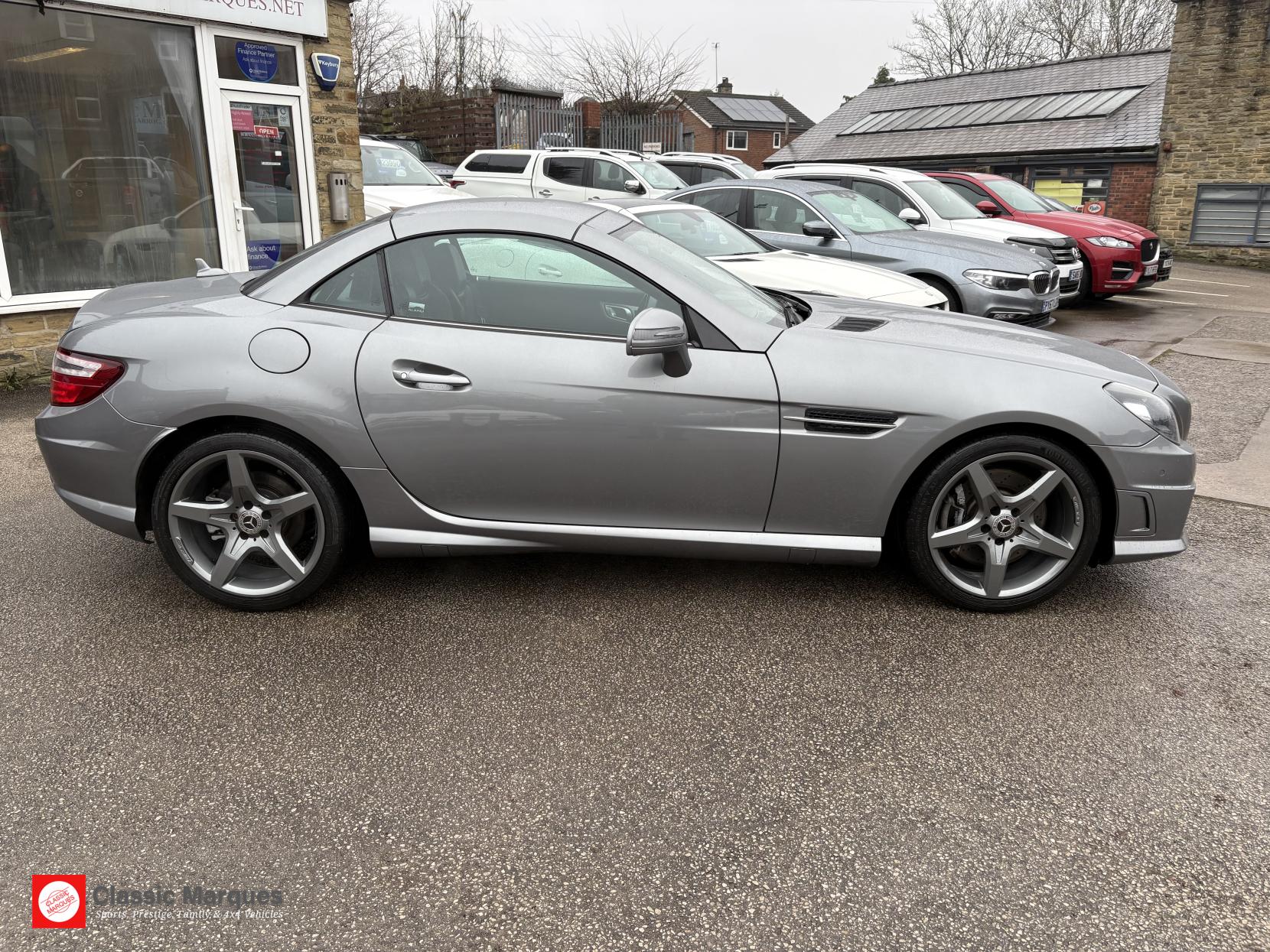 Mercedes-Benz SLK 3.5 SLK350 BlueEfficiency AMG Sport Convertible 2dr Petrol G-Tronic+ Euro 5 (s/s) (306 ps)