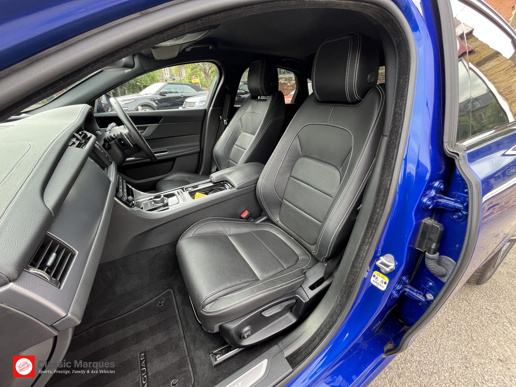 Jaguar XF 2.0d R-Sport Saloon 4dr Diesel Auto Euro 6 (s/s) (240 ps)
