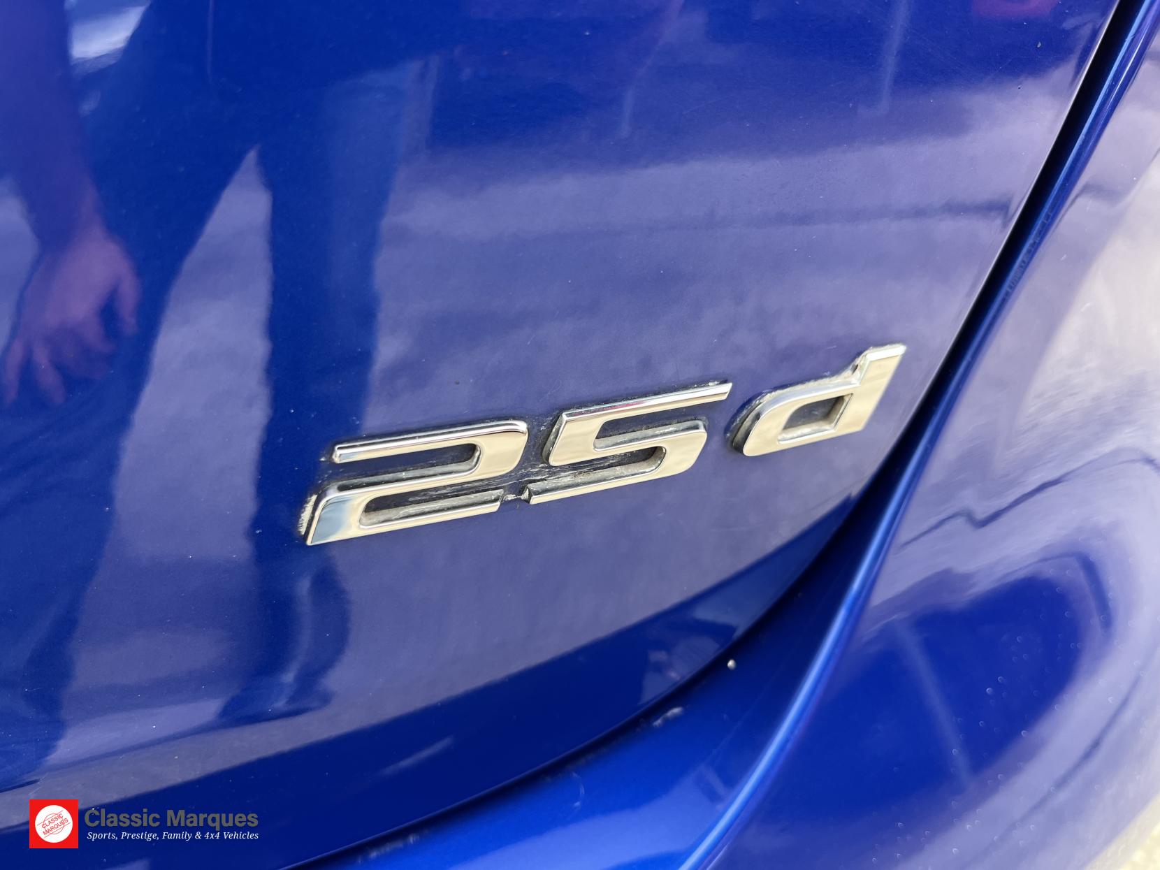 Jaguar XF 2.0d R-Sport Saloon 4dr Diesel Auto Euro 6 (s/s) (240 ps)