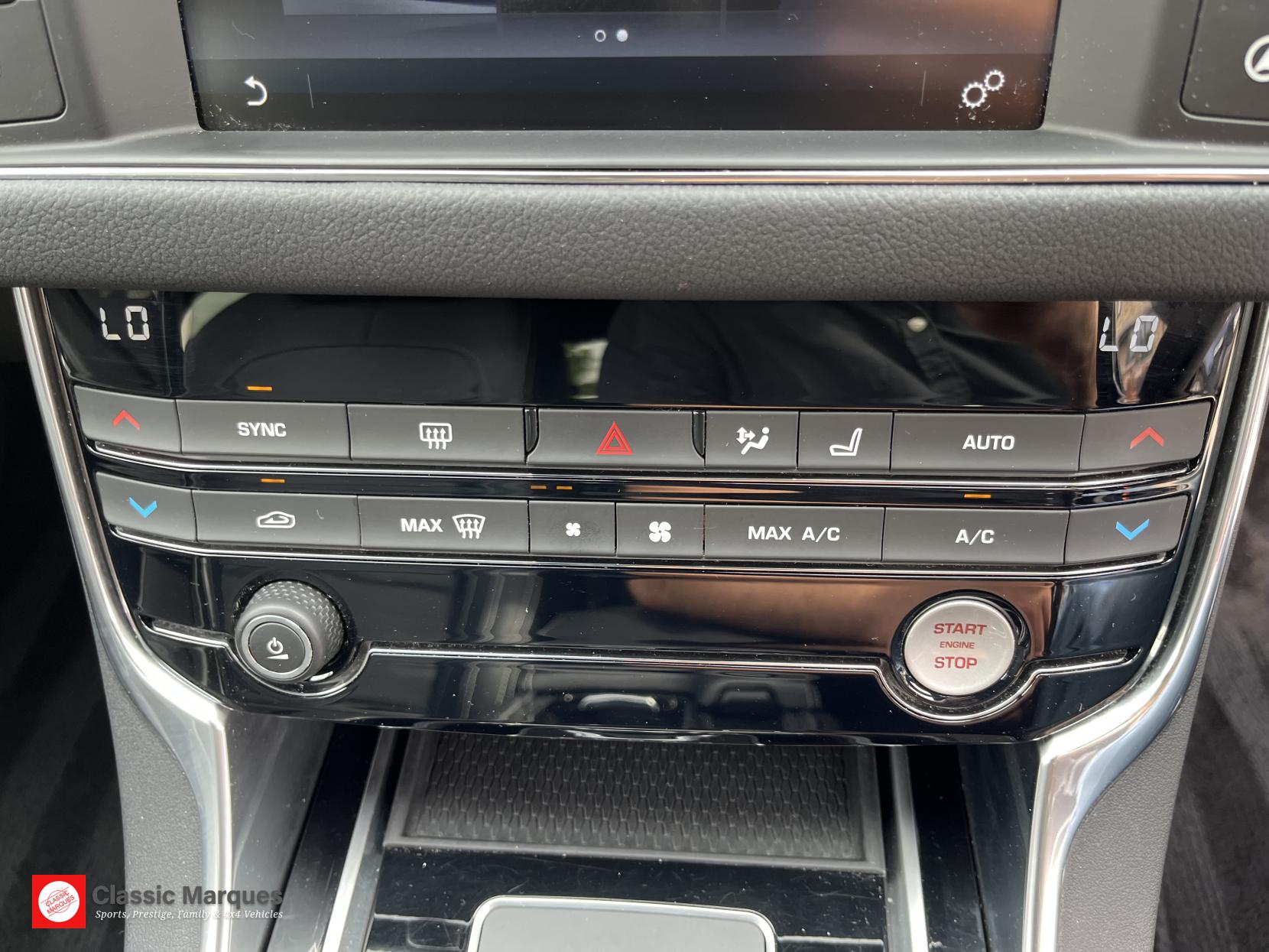 Jaguar XF 2.0d R-Sport Saloon 4dr Diesel Auto Euro 6 (s/s) (240 ps)