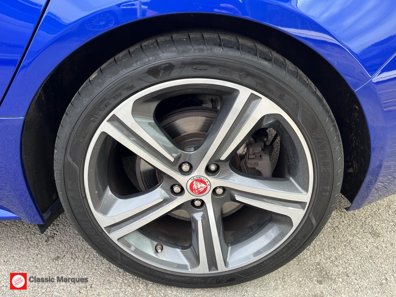 Jaguar XF 2.0d R-Sport Saloon 4dr Diesel Auto Euro 6 (s/s) (240 ps)
