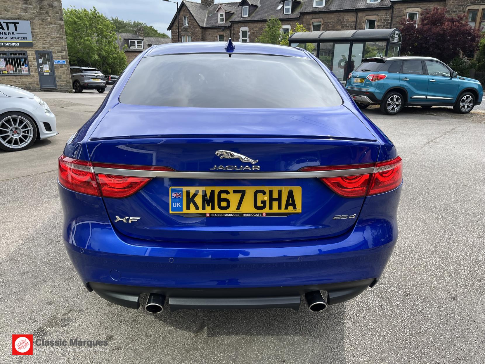 Jaguar XF 2.0d R-Sport Saloon 4dr Diesel Auto Euro 6 (s/s) (240 ps)