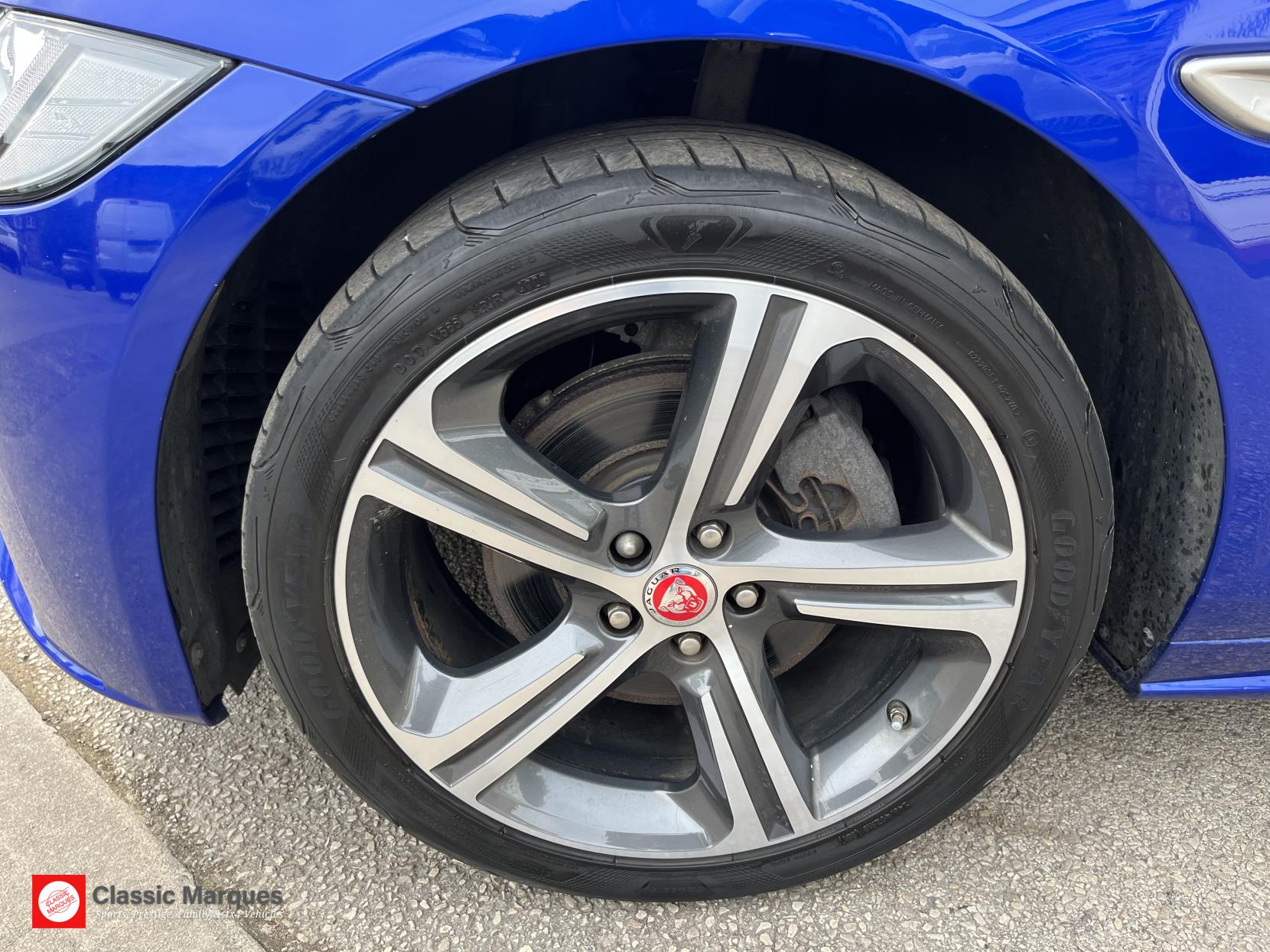 Jaguar XF 2.0d R-Sport Saloon 4dr Diesel Auto Euro 6 (s/s) (240 ps)