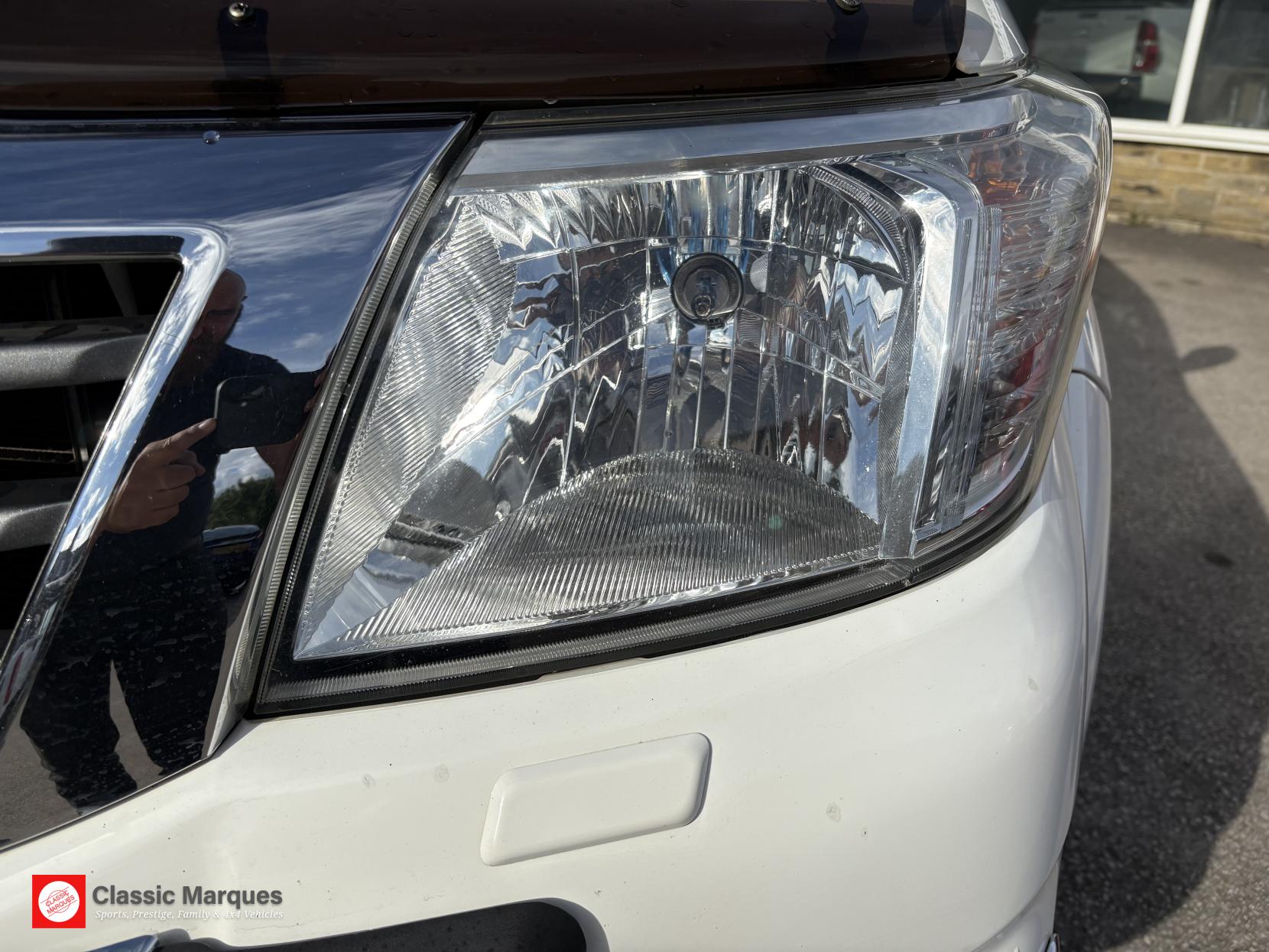 Toyota Hilux 3.0 D-4D Invincible X Pickup Double Cab 4dr Diesel Auto 4WD Euro 5 (Hi Over) (171 ps)