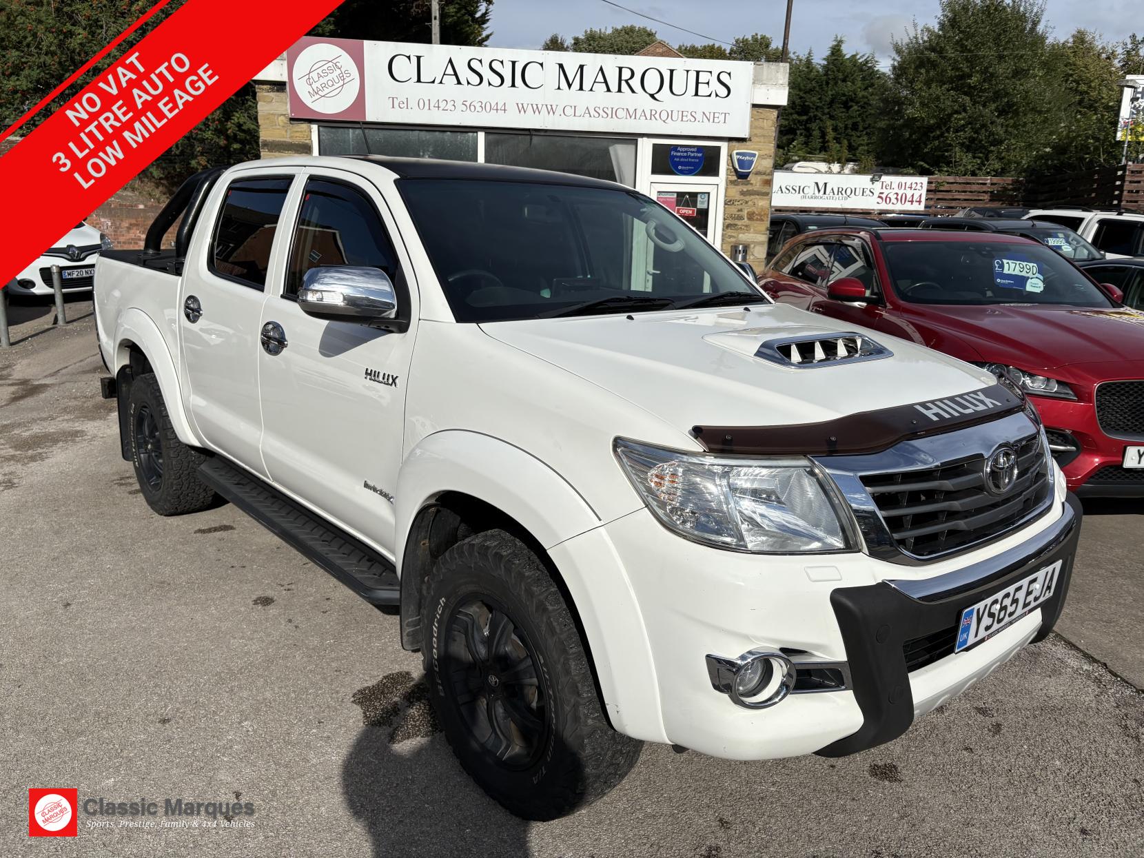 Toyota Hilux 3.0 D-4D Invincible X Pickup Double Cab 4dr Diesel Auto 4WD Euro 5 (Hi Over) (171 ps)
