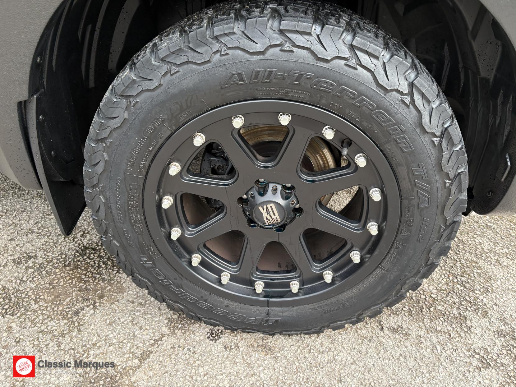 Nissan Navara 2.3 dCi Acenta King Pickup Extended Cab 4dr Diesel Manual 4WD Euro 5 (160 ps)