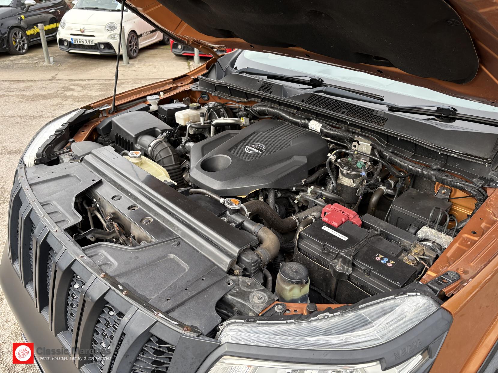 Nissan Navara 2.3 dCi Acenta King Pickup Extended Cab 4dr Diesel Manual 4WD Euro 5 (160 ps)