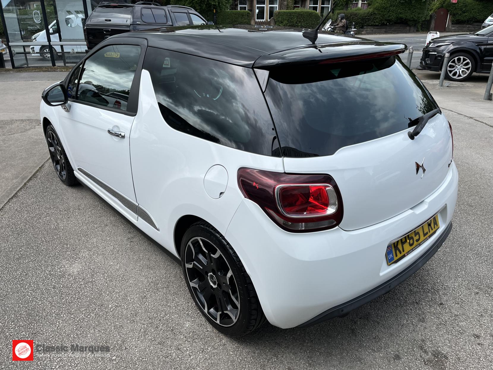 DS AUTOMOBILES DS 3 1.6 BlueHDi DSport Hatchback 3dr Diesel Manual Euro 6 (s/s) (120 ps)