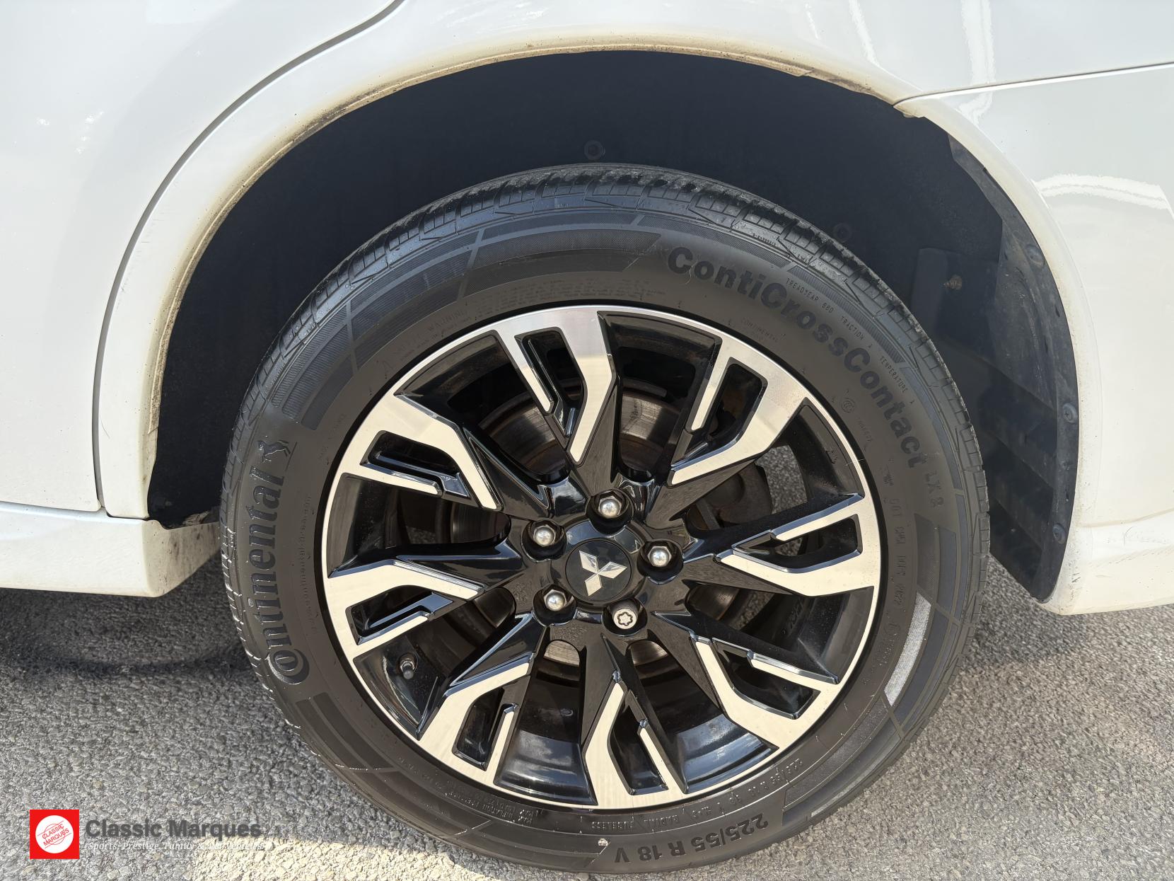 Mitsubishi Outlander 2.0h 12kWh GX4hs SUV 5dr Petrol Plug-in Hybrid CVT 4WD Euro 6 (s/s) (200 ps)