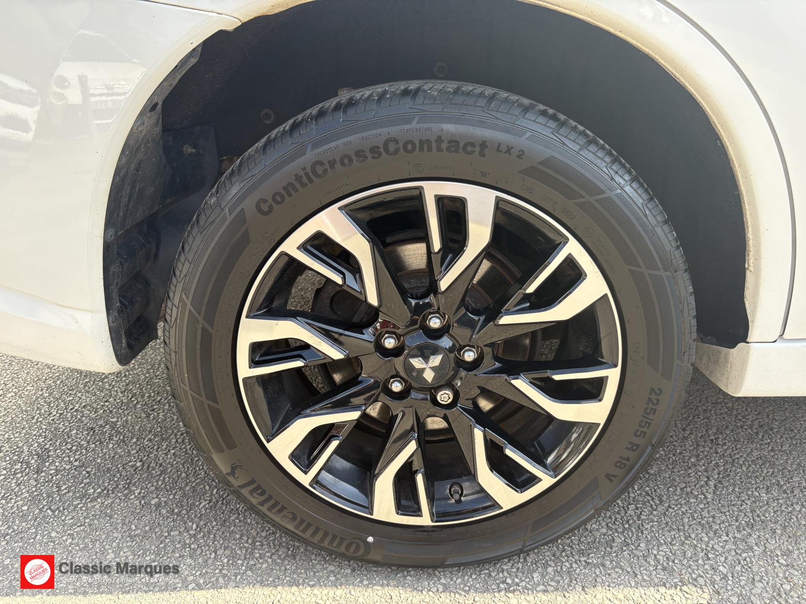 Mitsubishi Outlander 2.0h 12kWh GX4hs SUV 5dr Petrol Plug-in Hybrid CVT 4WD Euro 6 (s/s) (200 ps)
