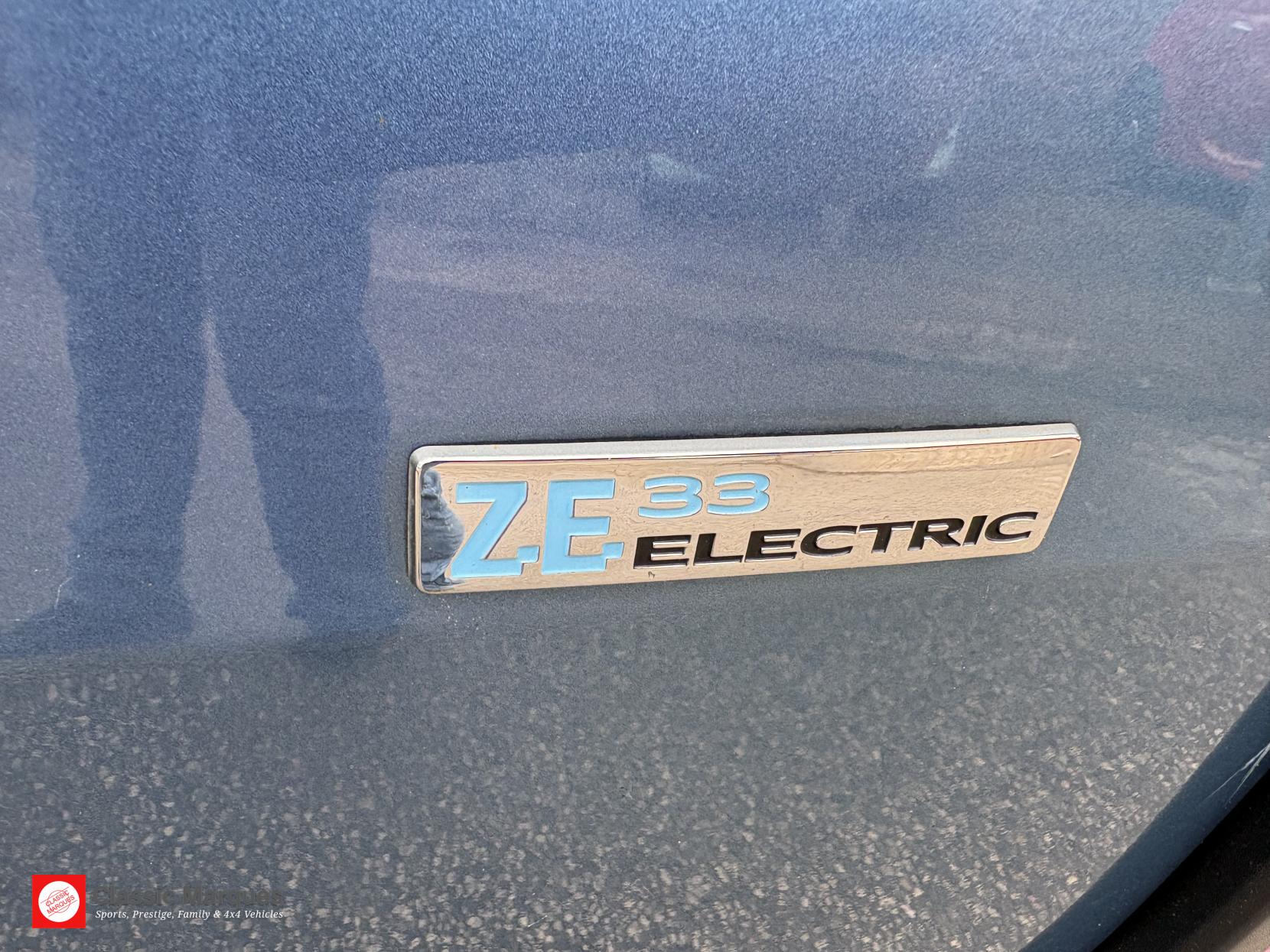 Renault Kangoo Maxi ZE 33kWh Business Crew Van Cab 6dr Electric Auto L3 H1 (i) (60 ps)