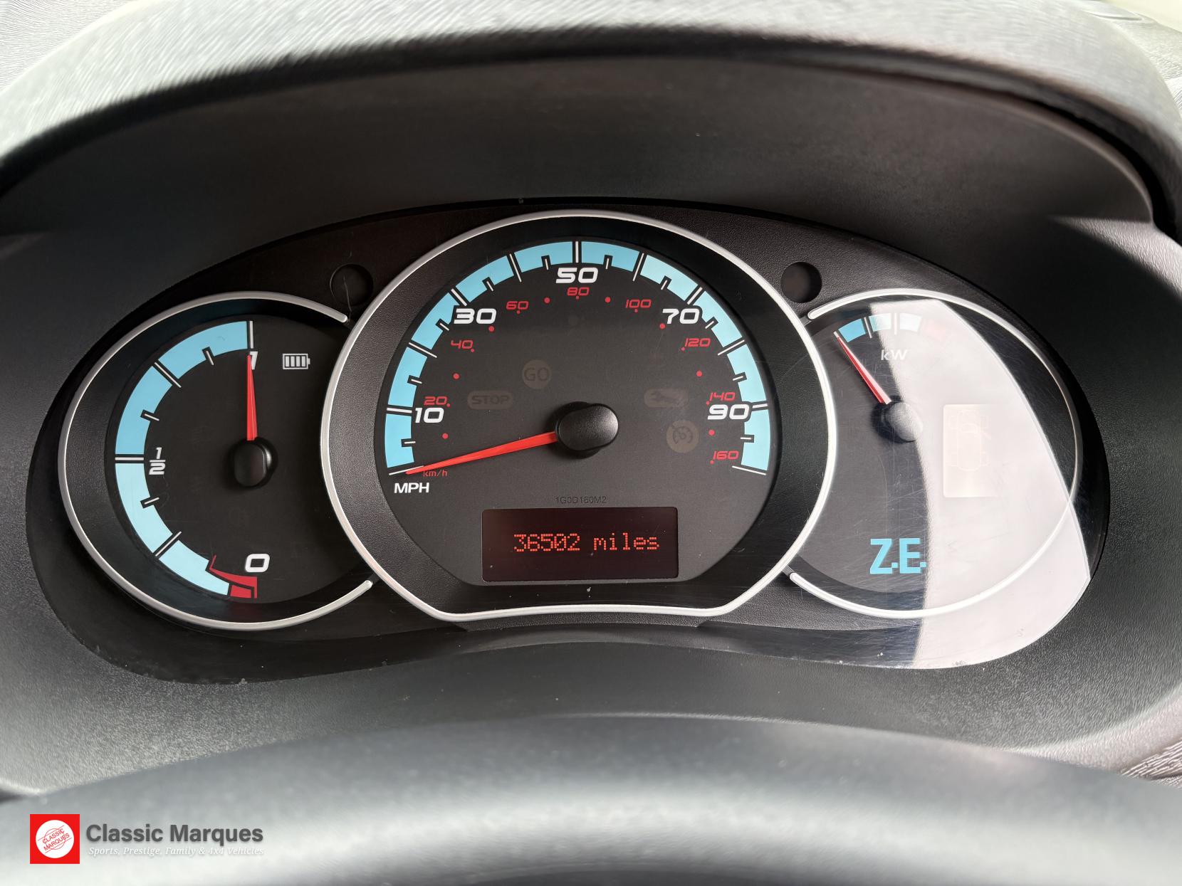 Renault Kangoo Maxi ZE 33kWh Business Crew Van Cab 6dr Electric Auto L3 H1 (i) (60 ps)